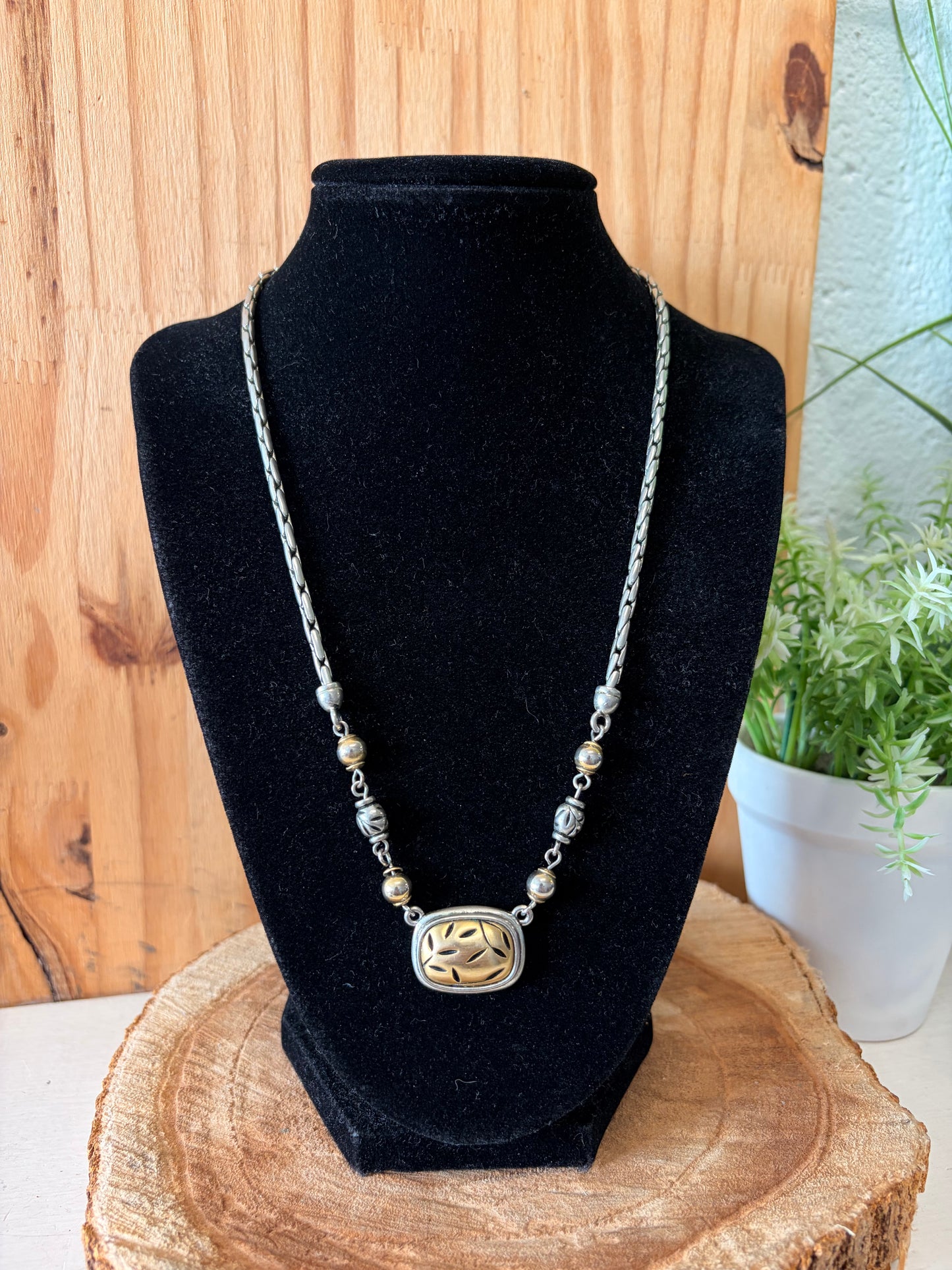 Two Tone Leaf Engraved Beaded Necklace