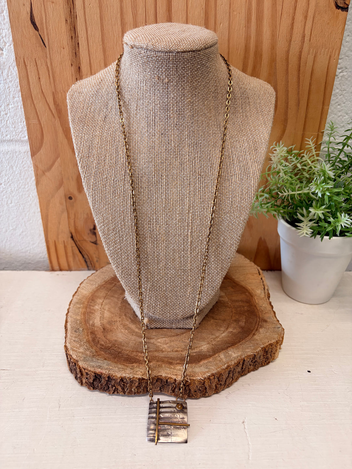 Two Tone Metal Pendant Necklace
