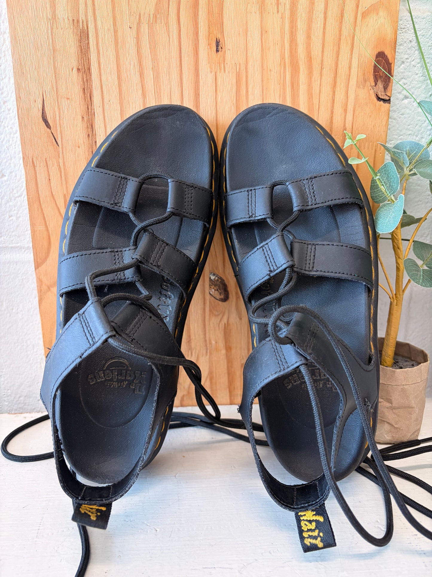 Dr. Marten’s Black Gladiator Sandals : Size Women’s 9