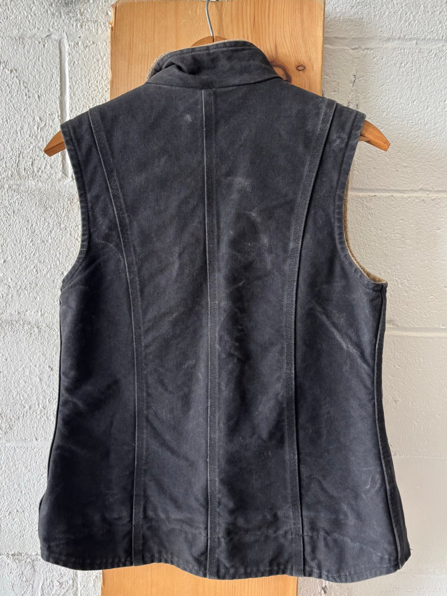 Black Mock Neck Sherpa Lined Carhartt Vest : WMNS XS