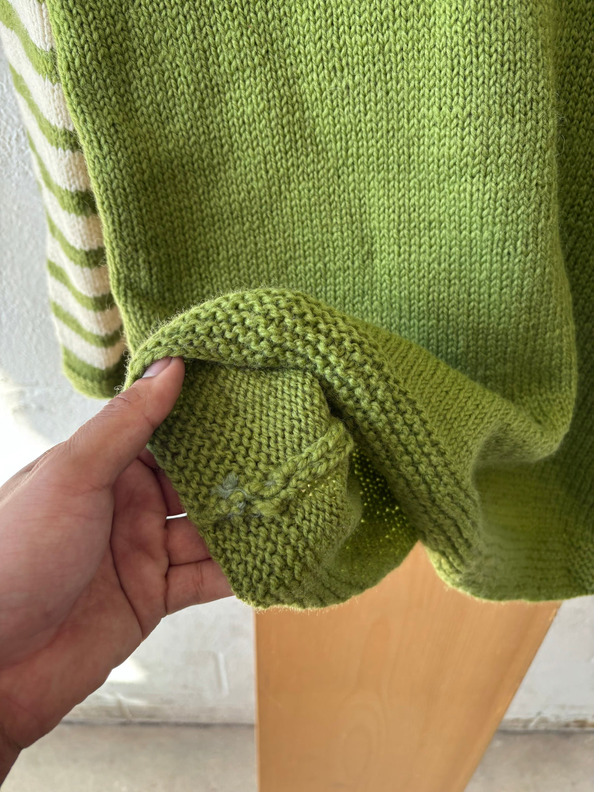 Hand Knit Green Sweater : M/L