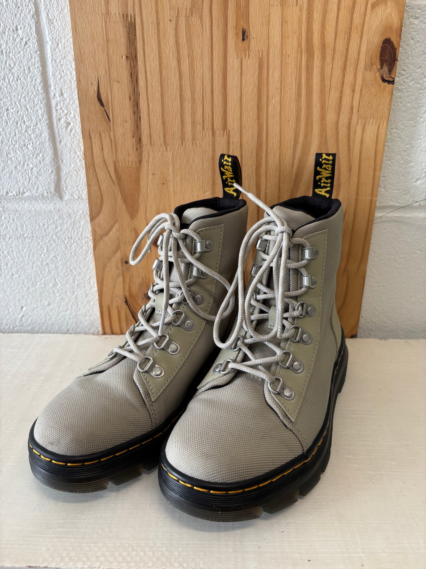 Stone Gray Dr. Martens Combs : 7 (Local Pickup Only)