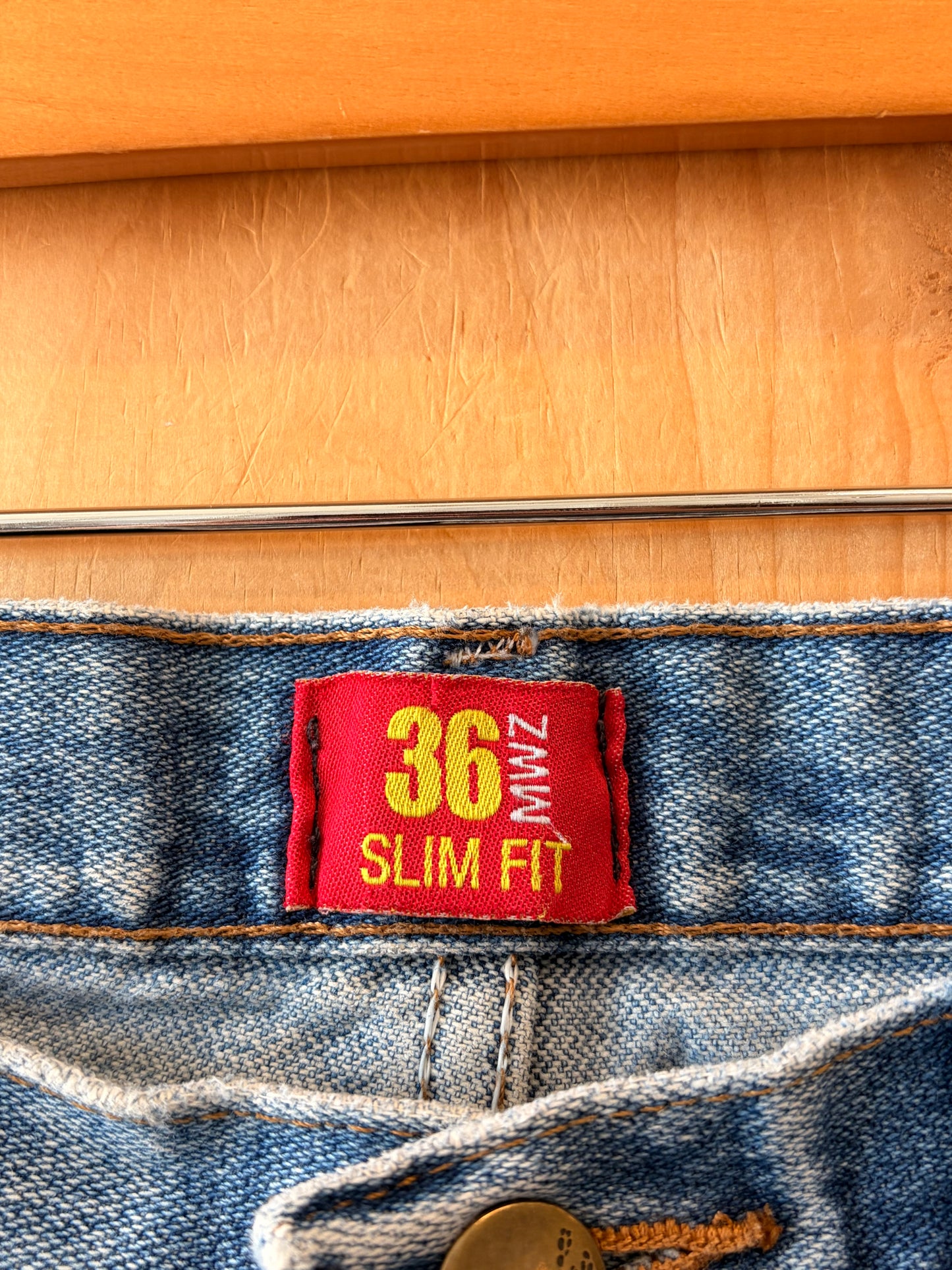 Slim Wrangler Jeans : 32x32