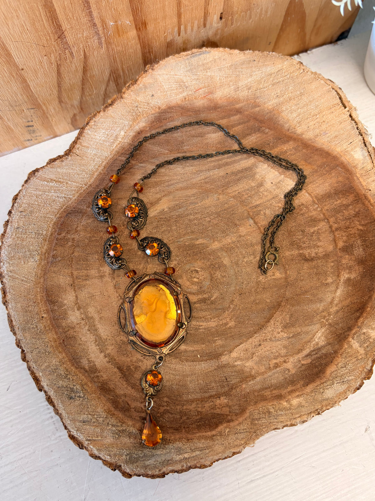 Vtg Amber Tone Cameo Necklace