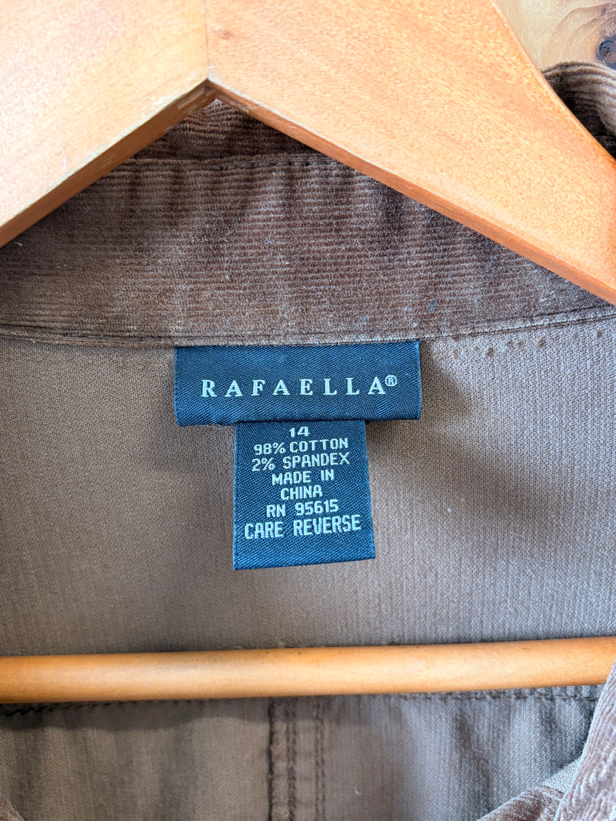 Brown Corduroy Jacket : 14