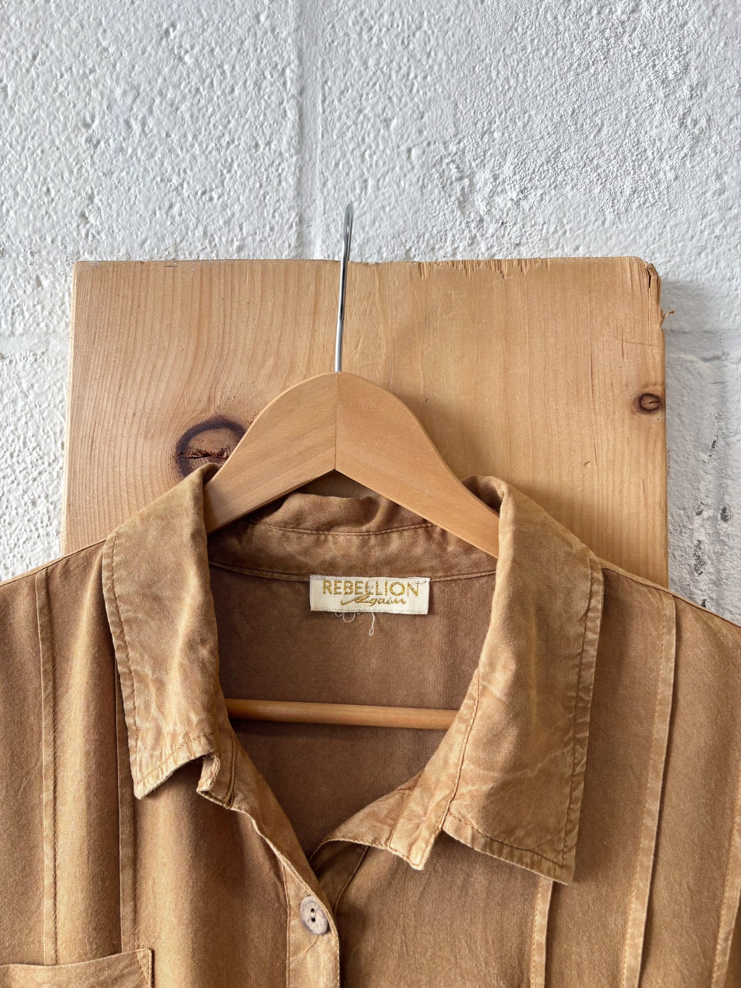 Tan Long Sleeve Button Up : L/XL