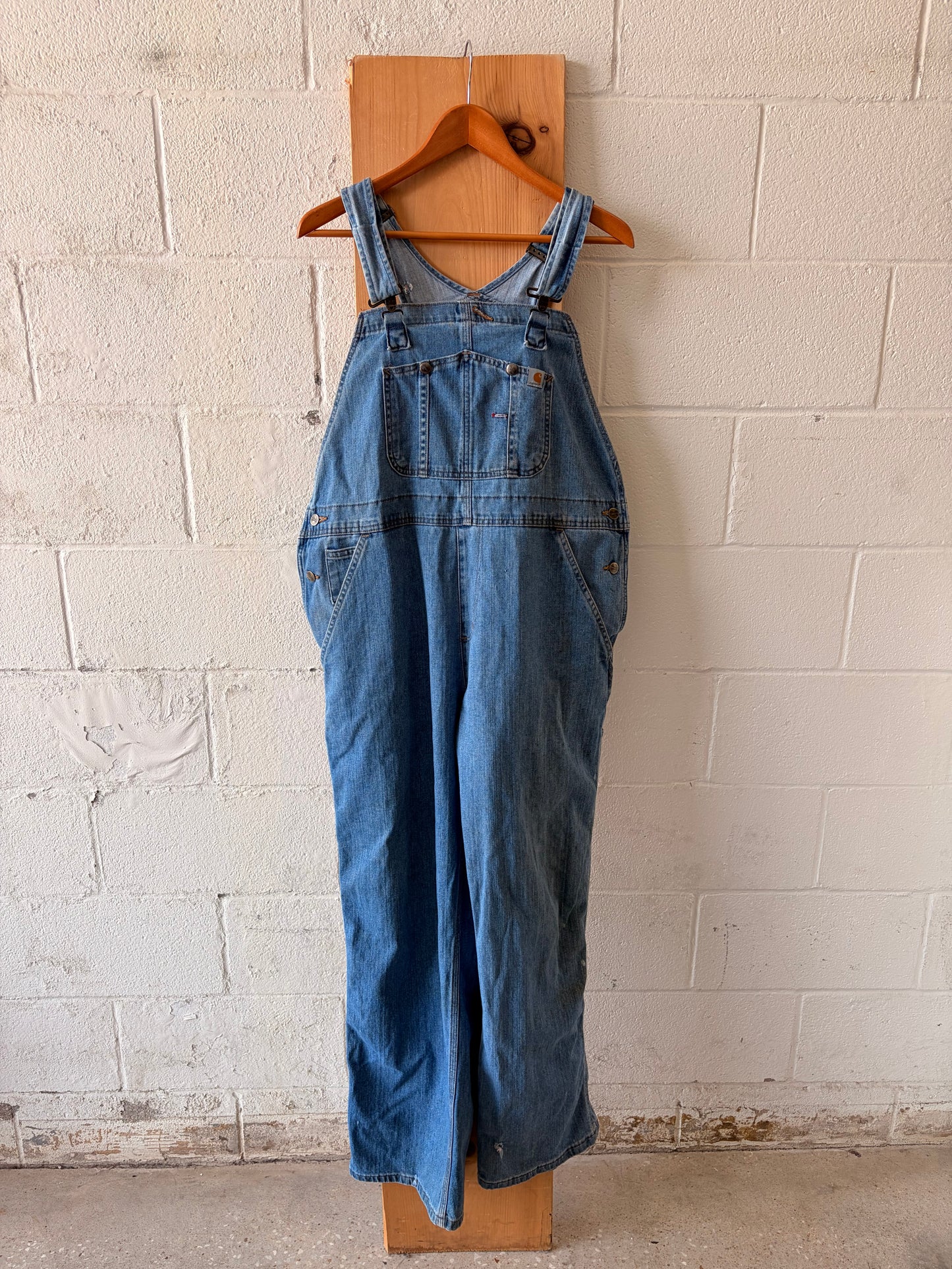 Distressed Carhartt Overalls : XL
