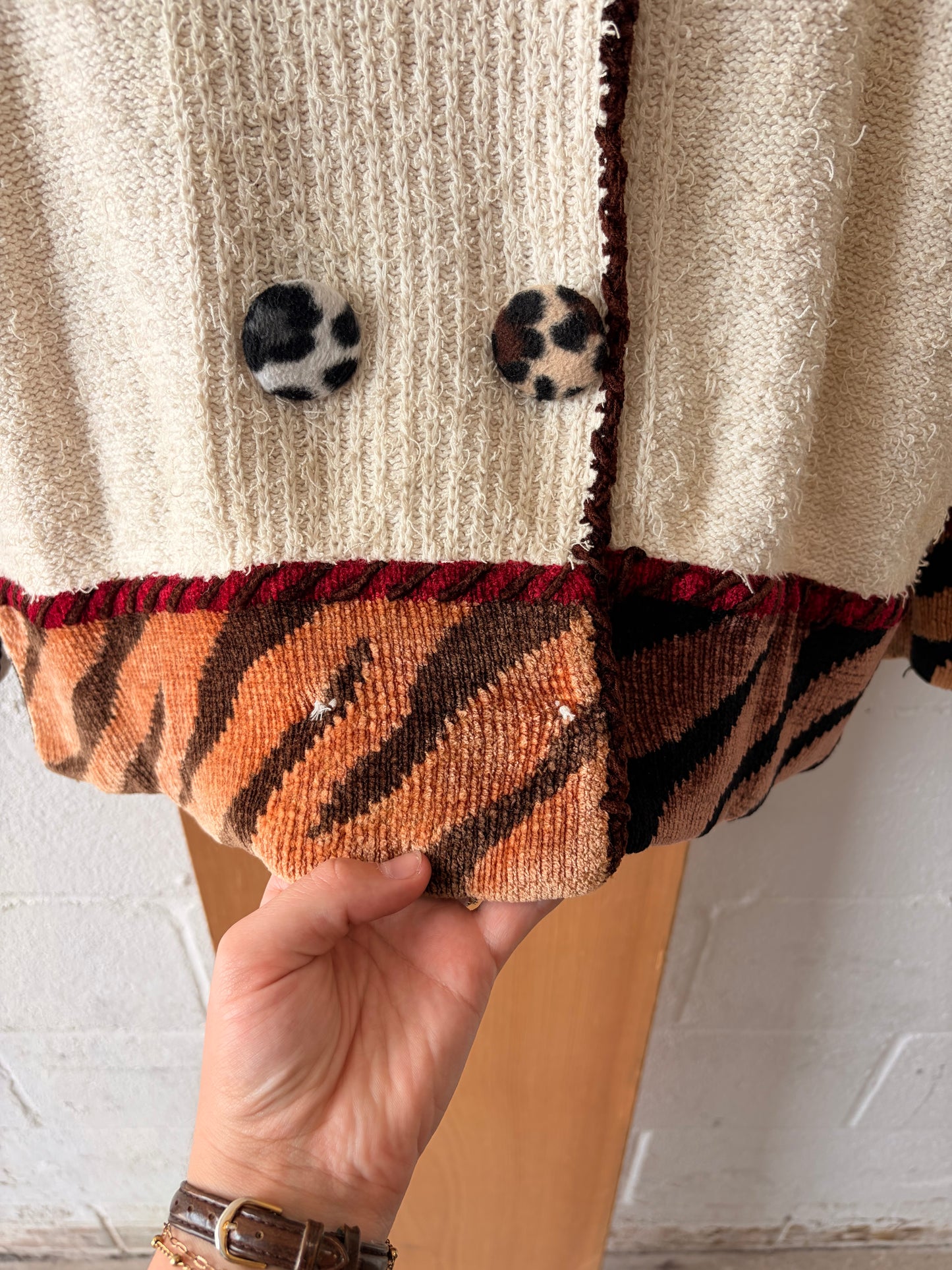 Funky Animal Print Cardigan Sweater : M (As Is)