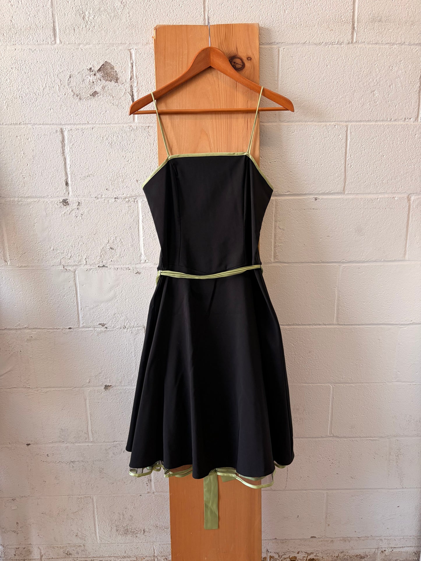 Black & Green Dress : 13/14