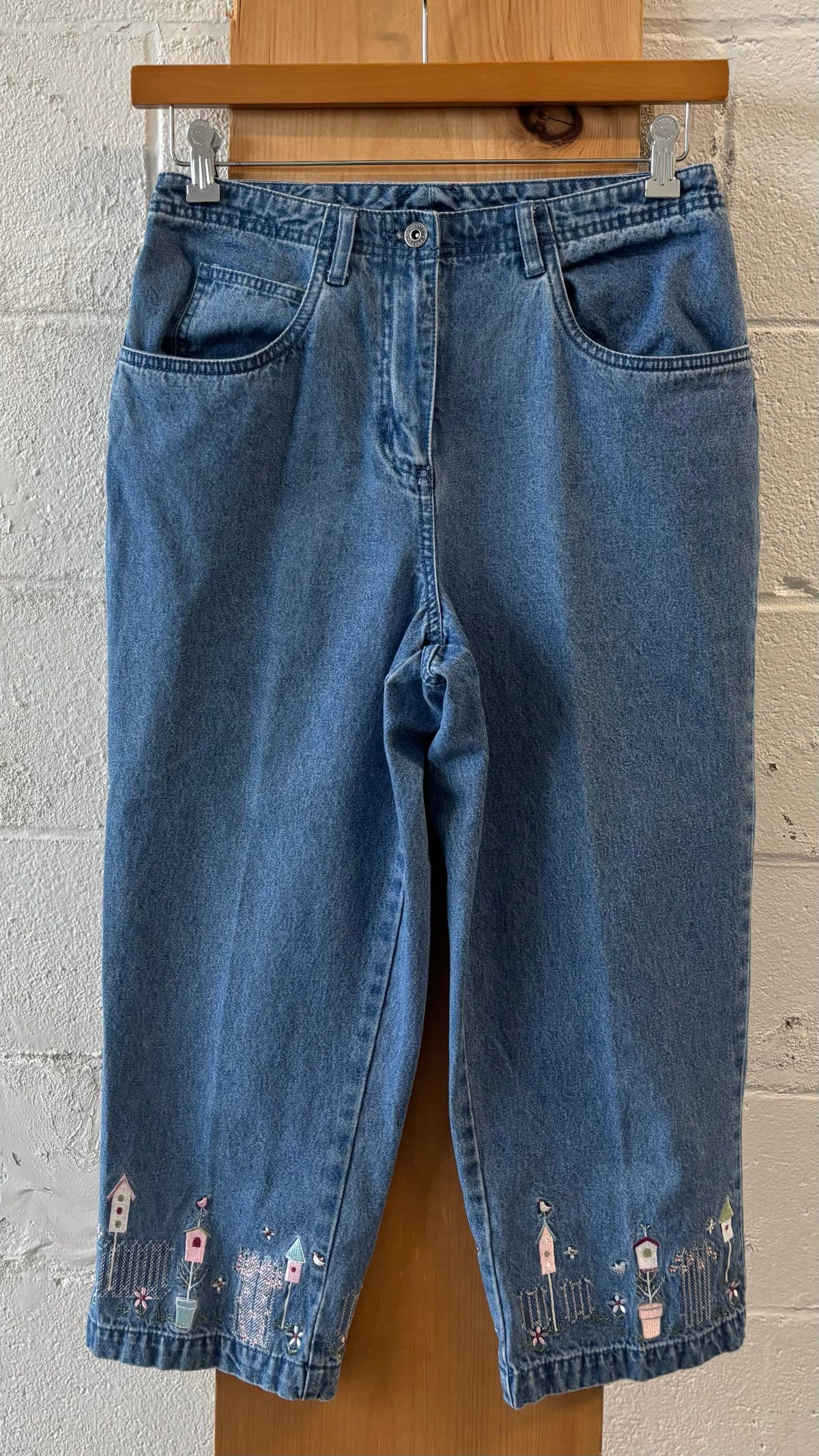 Vtg Birdhouse Embroidered Capris : 8
