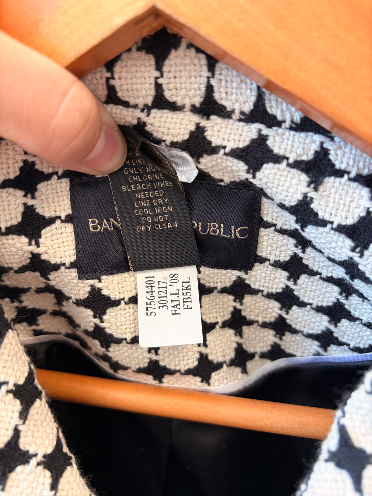 Banana Republic Spotted Blazer : 10
