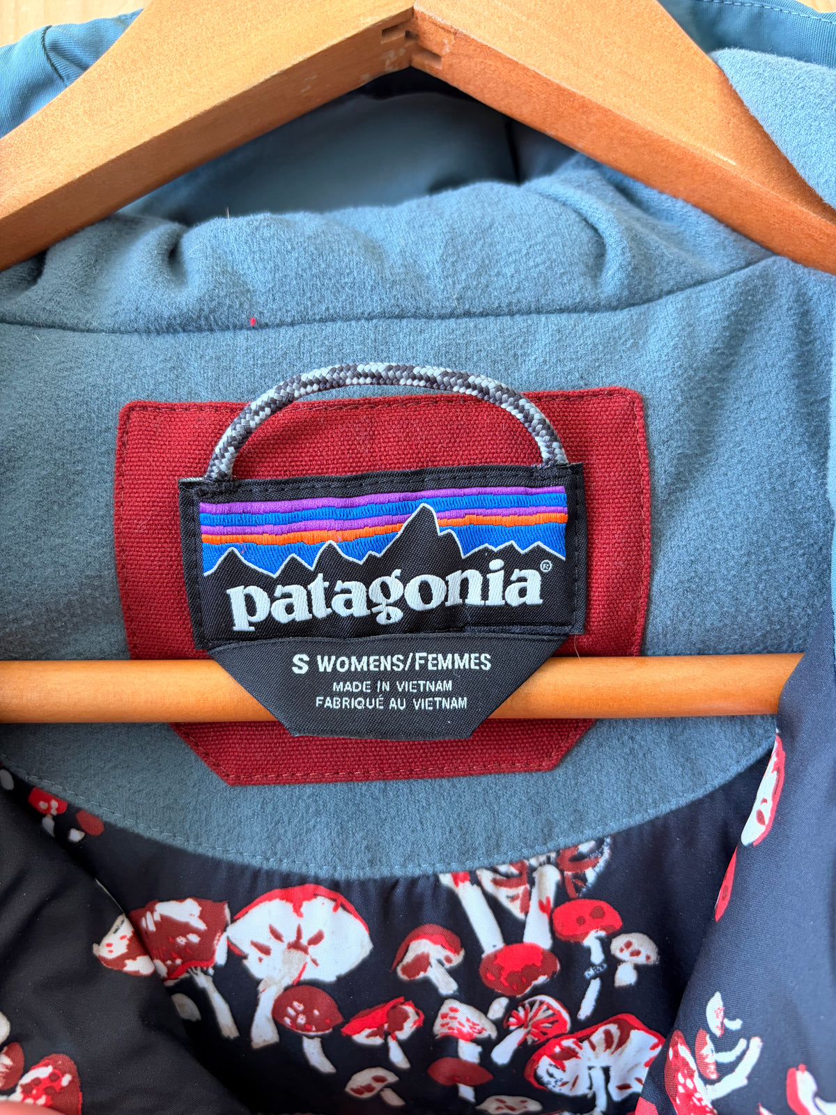 Patagonia Bivy Hooded Vest : S
