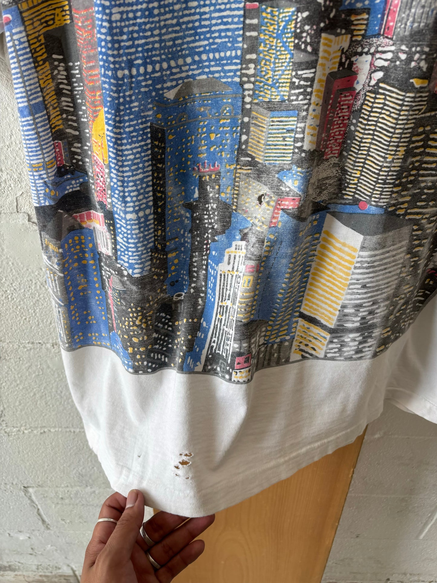 Vtg Single Stitch Worn New York Tee : XL