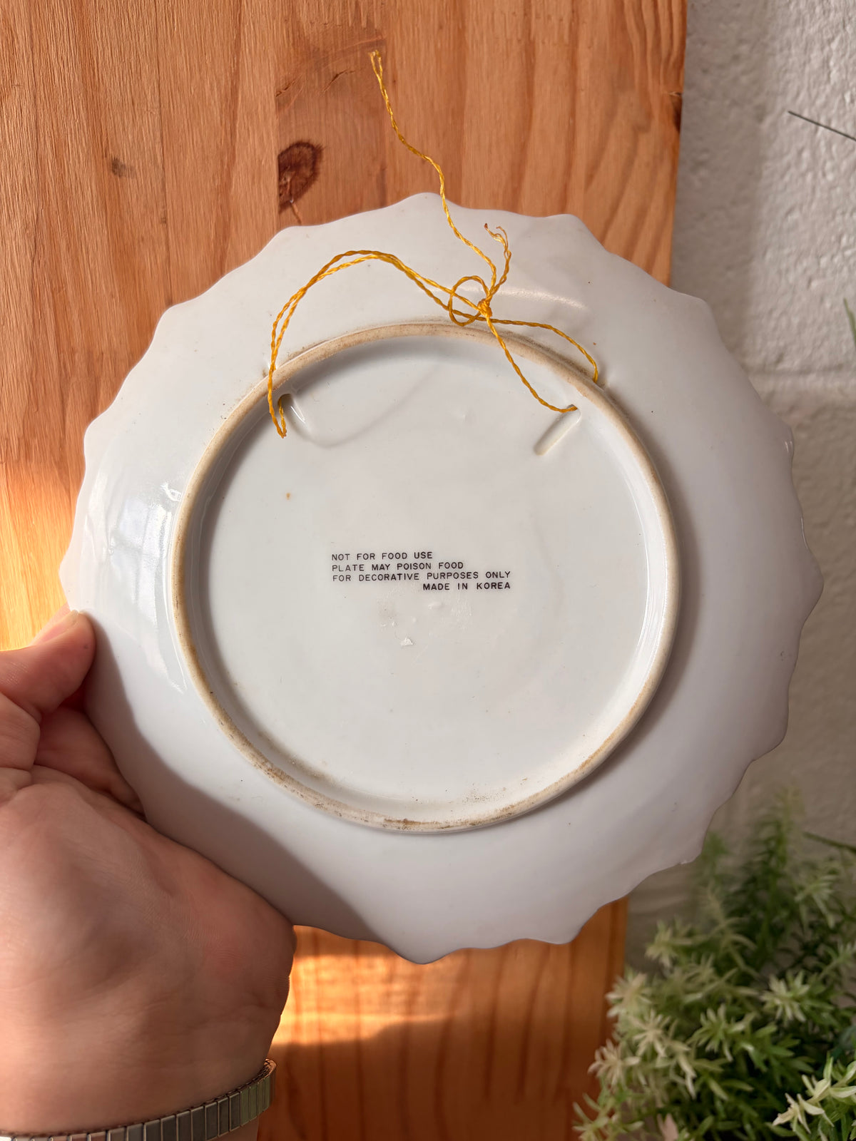 Closed Kitchen Decorative Plate (Local Pick Up Only)