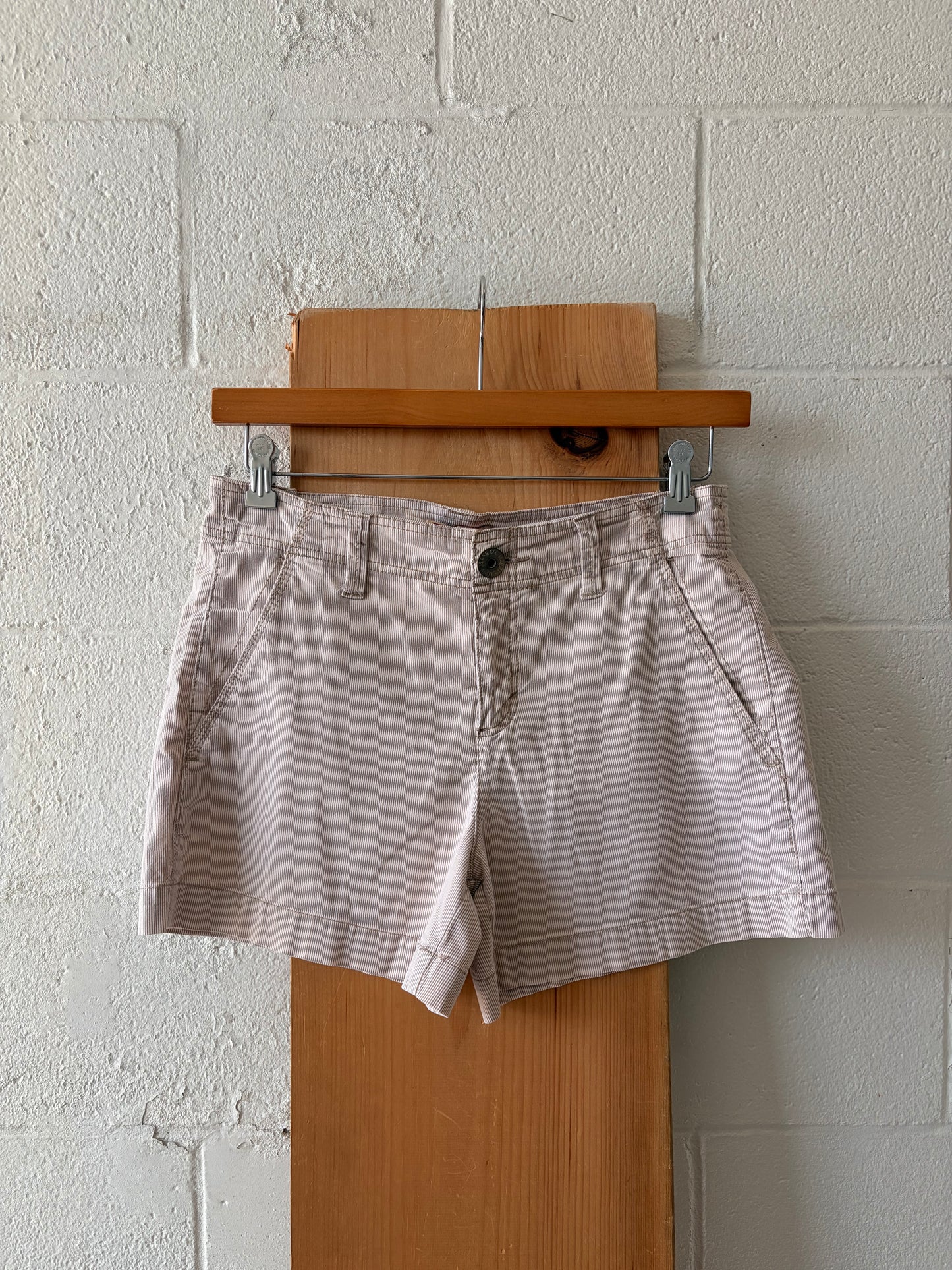 Striped Beige Shorts : 10