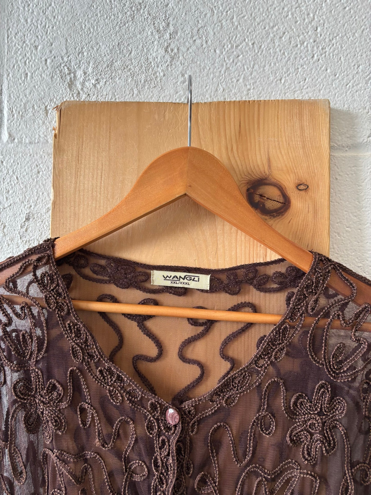 Semi Sheer Embroidered Overlay Blouse : XXL/XXXL
