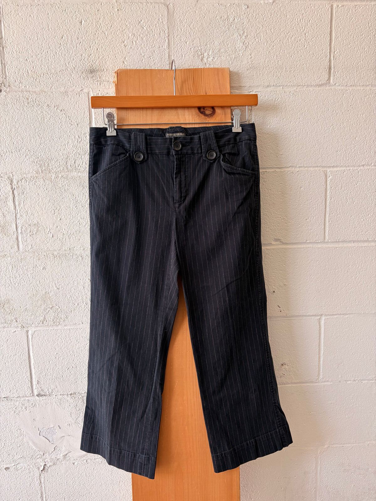 ‘05 Banana Republic Pink Pinstriped Trousers : 10