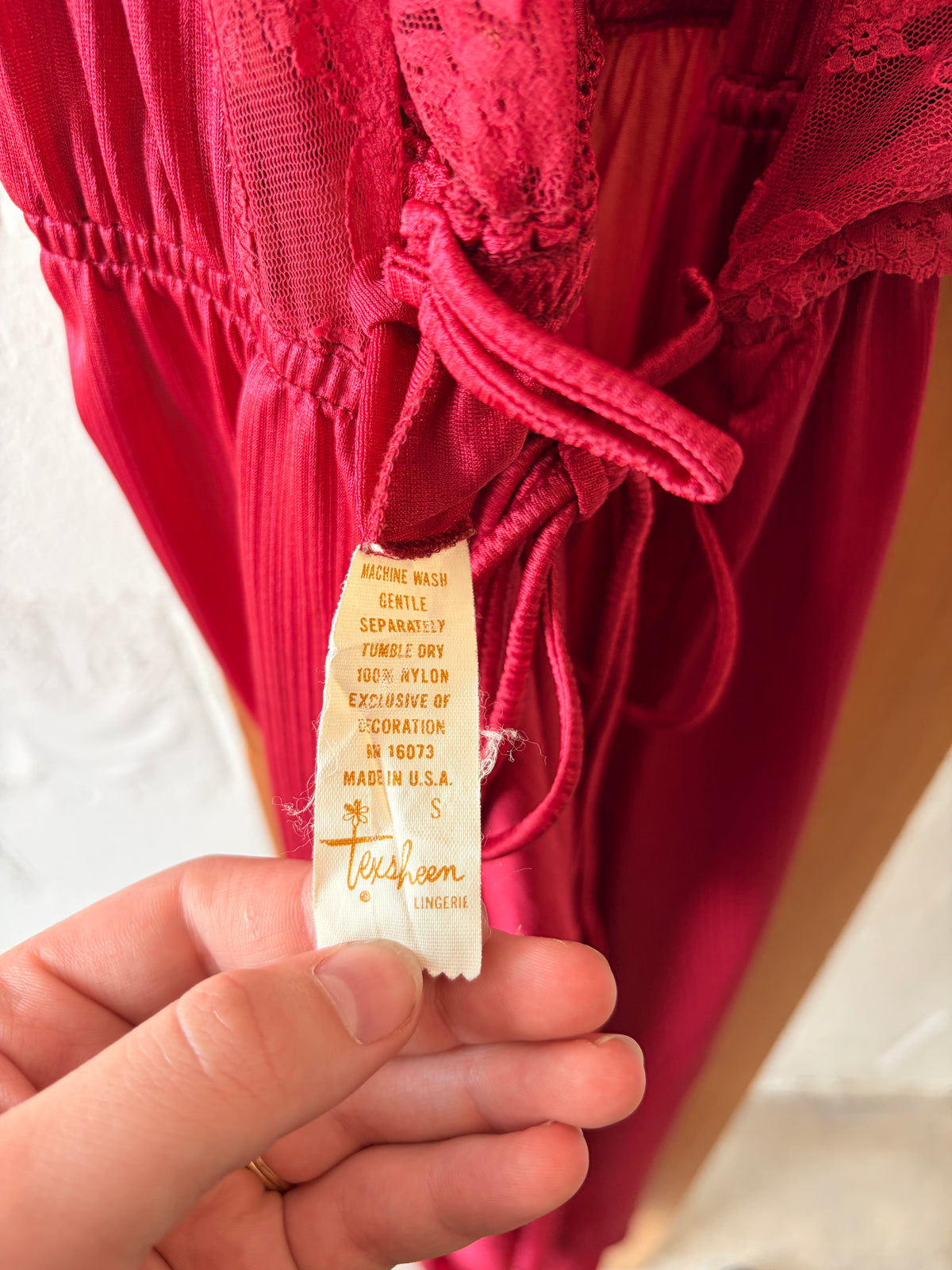 Vtg Red Lace Nightgown & Robe Set : S