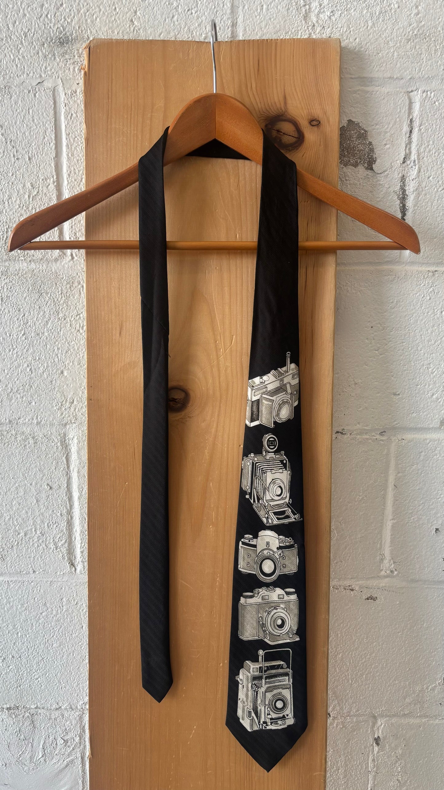Vtg Camera Tie