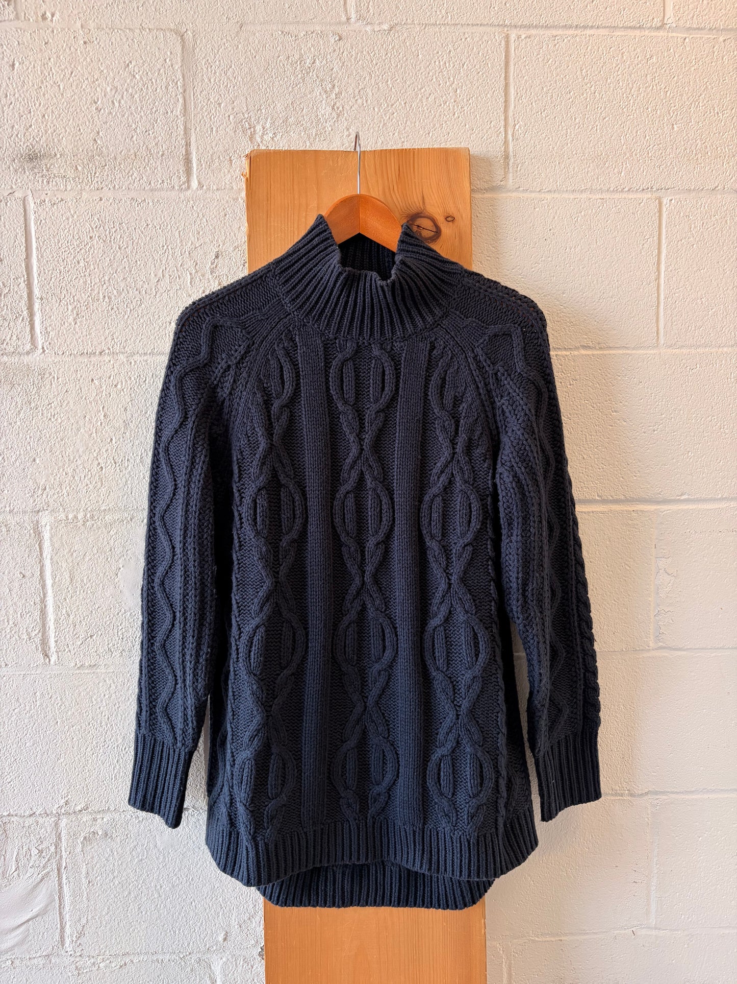 L.L. Bean Navy Cable Knit Sweater : M