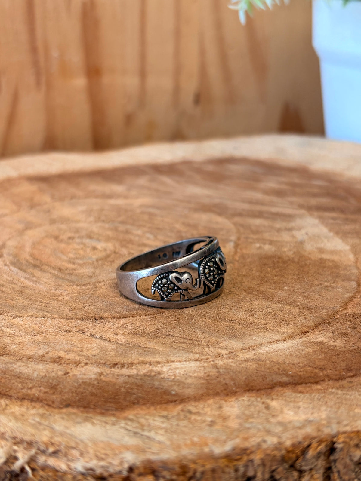 925 Silver Elephant Ring : Size 10