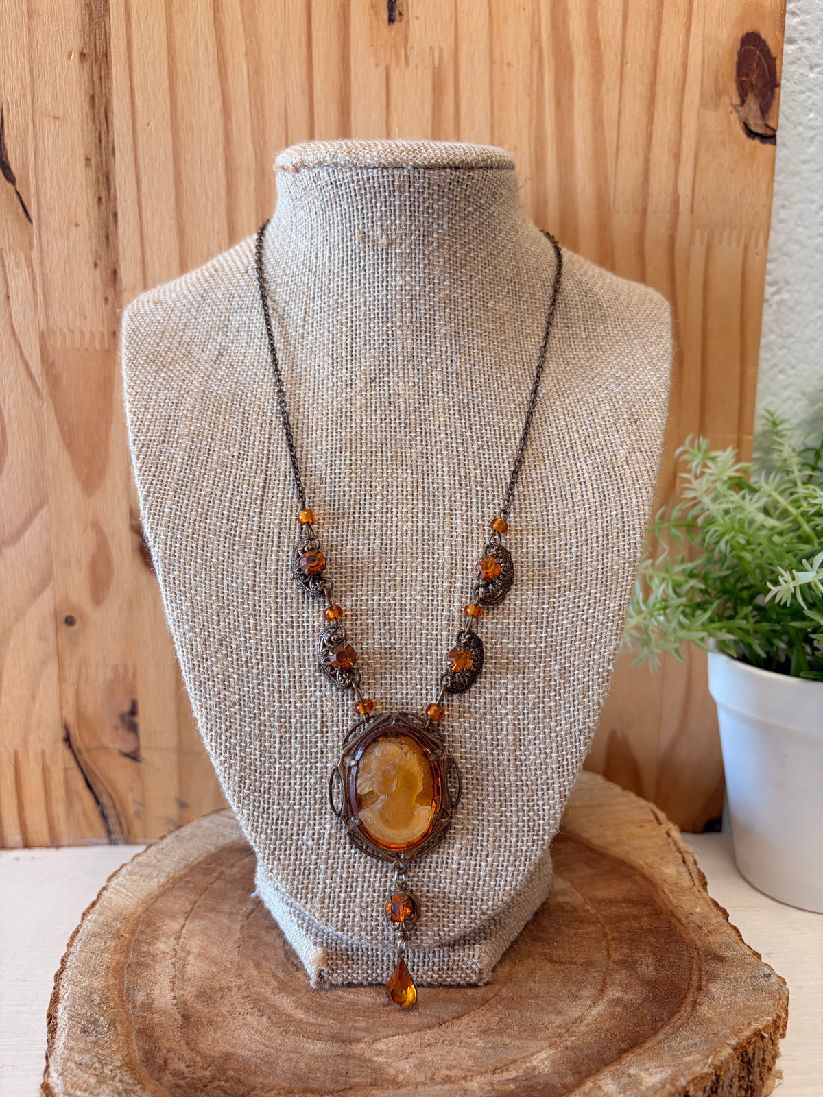 Vtg Amber Tone Cameo Necklace