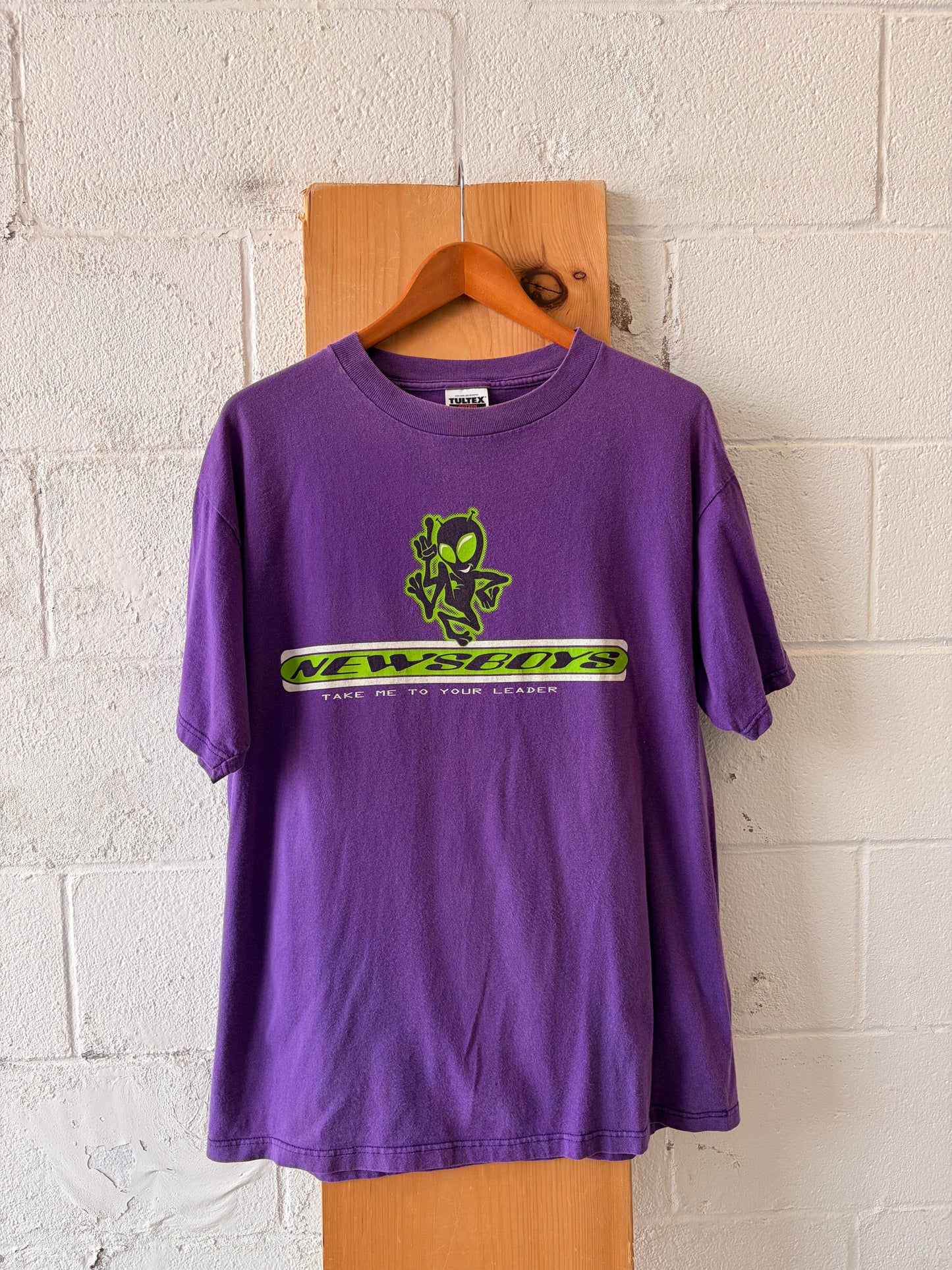‘96 Newsboys “Take Me to Your Leader” Band Tee : XL