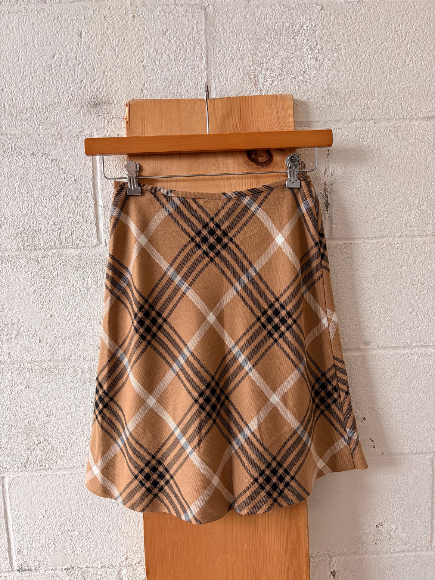 Neutral Plaid Skirt : 2