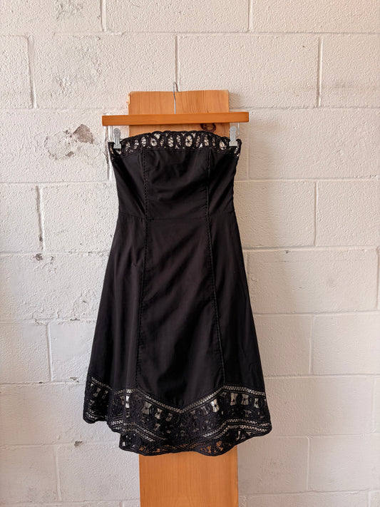 Lace Scalloped Strapless Dress : 2