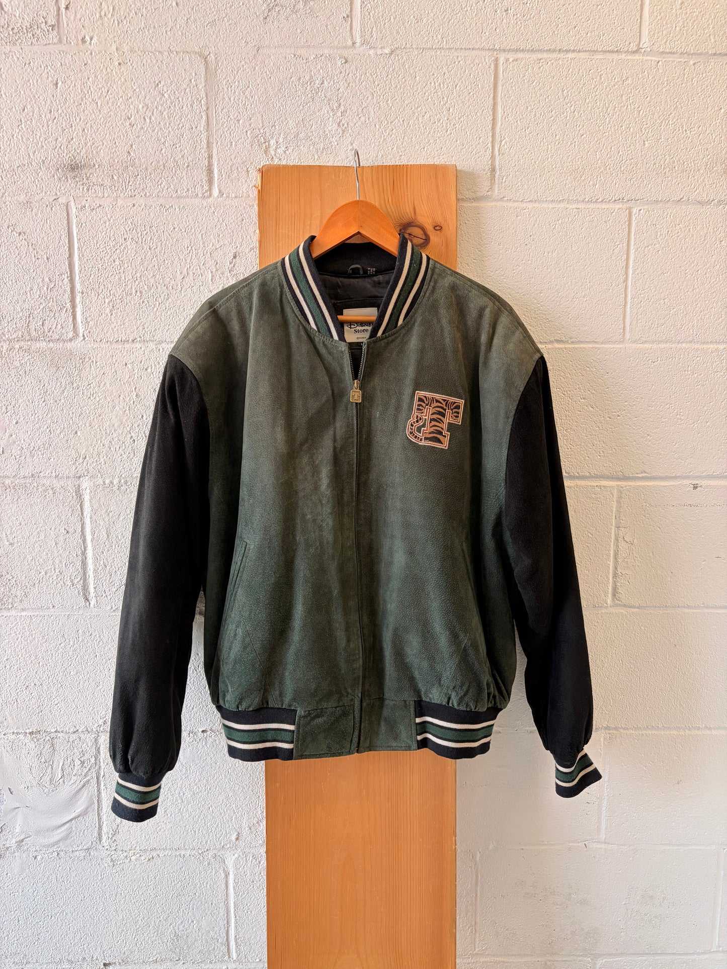 Vtg Tigger Leather Bomber Jacket : L (Local Pick Up Only)