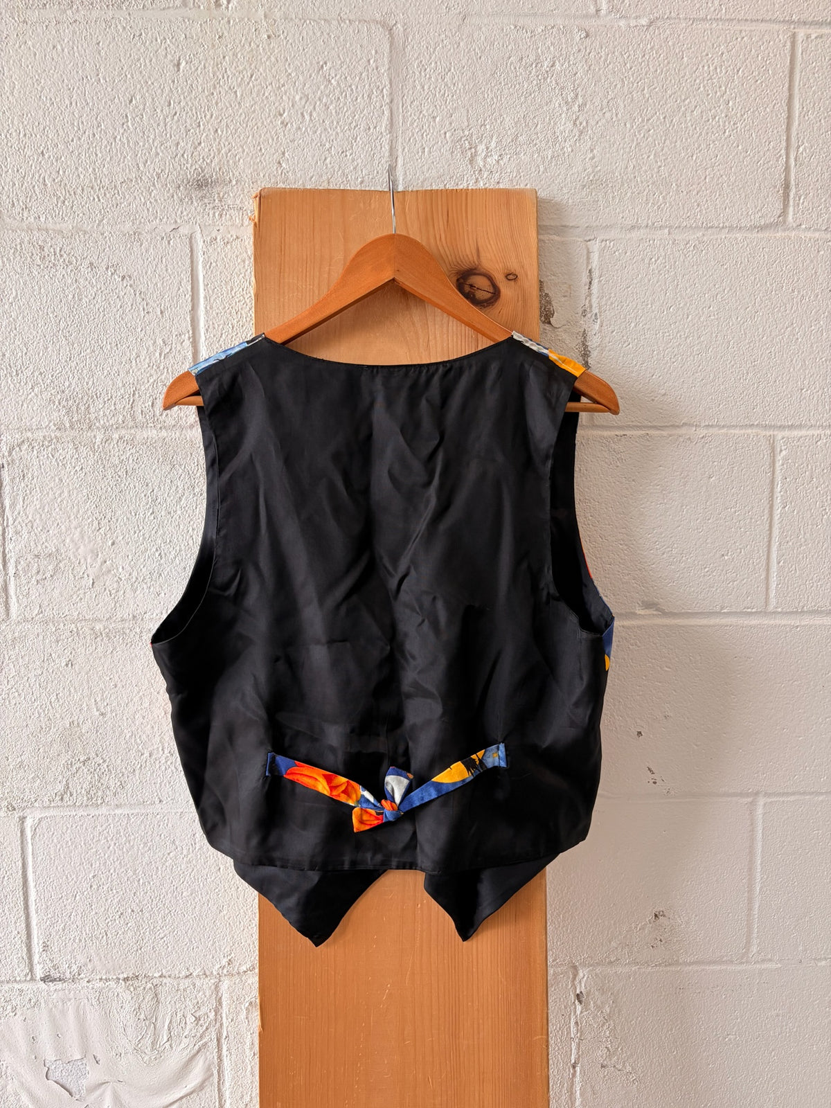 Halloween Pumpkin Patch Vest : L