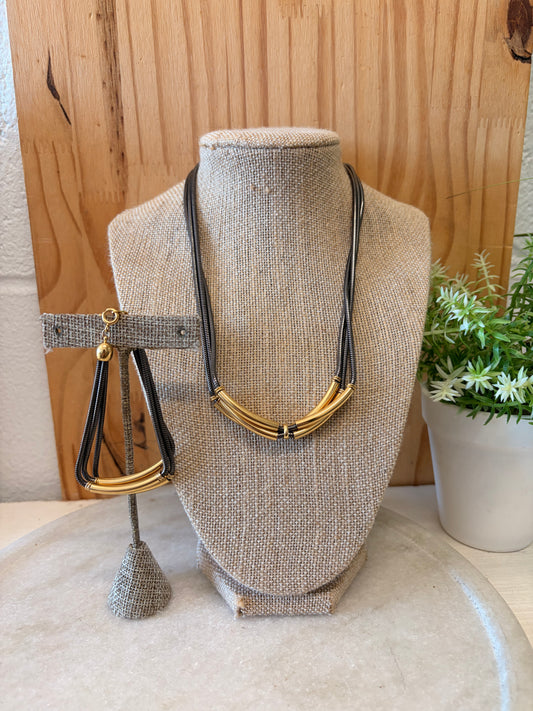 Vtg Layered Gray & Gold Tone Trifari Set