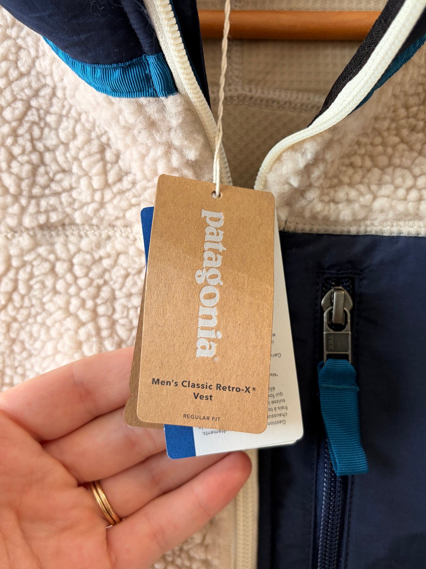 NWT Patagonia Sherpa Vest : L