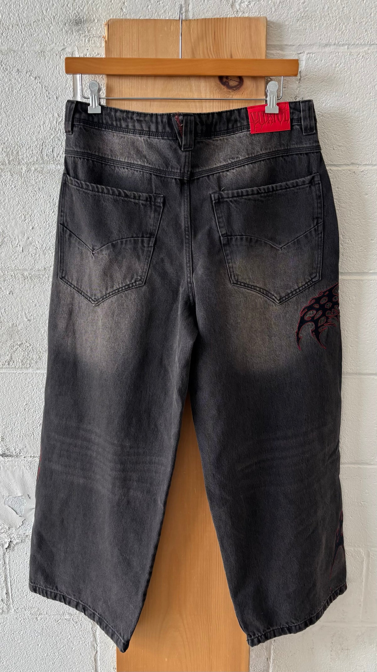 Vitriol Ultra Wide Leg Jeans : 32