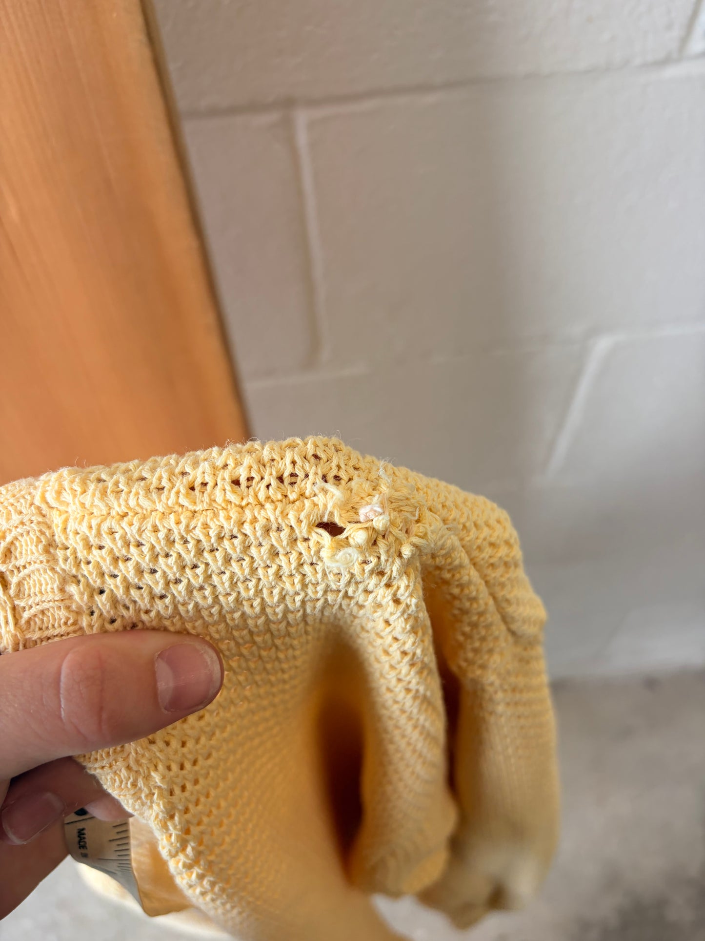Vtg Butter Yellow Sweater : L