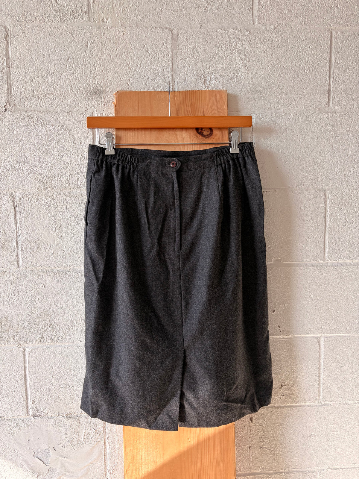 Gray Wool Skirt : 16W
