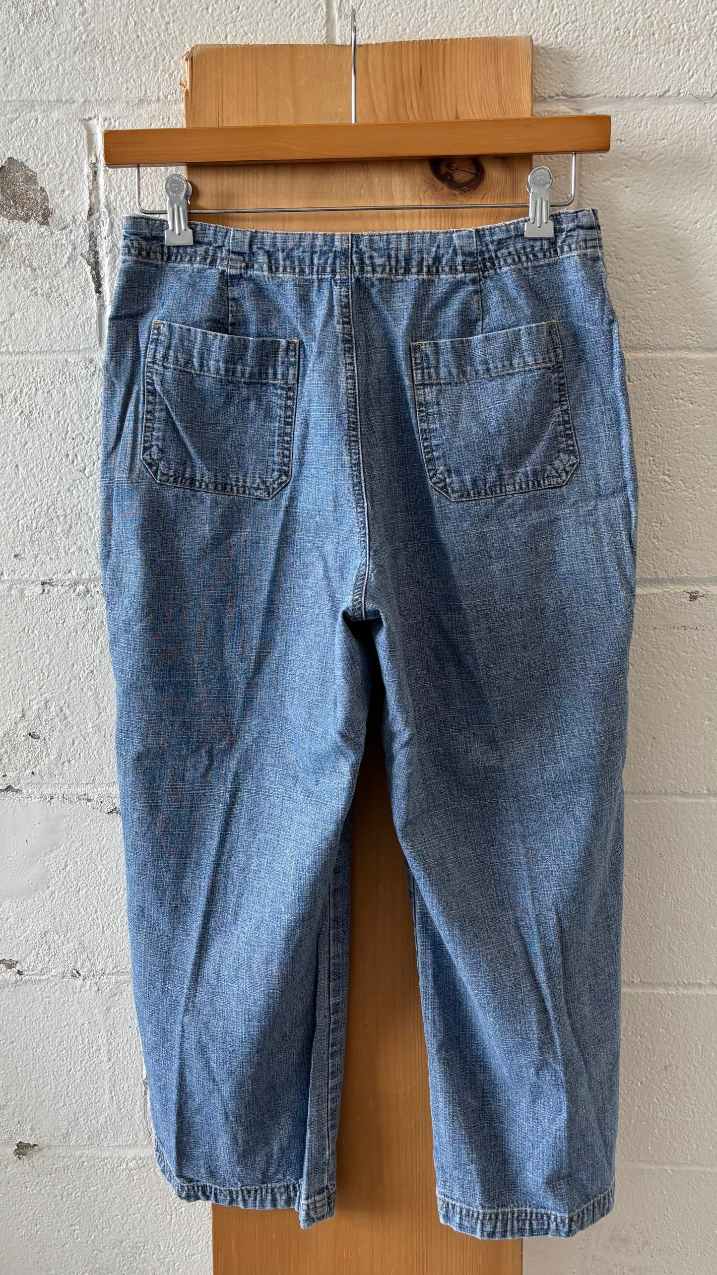 Drawstring Capris : 10
