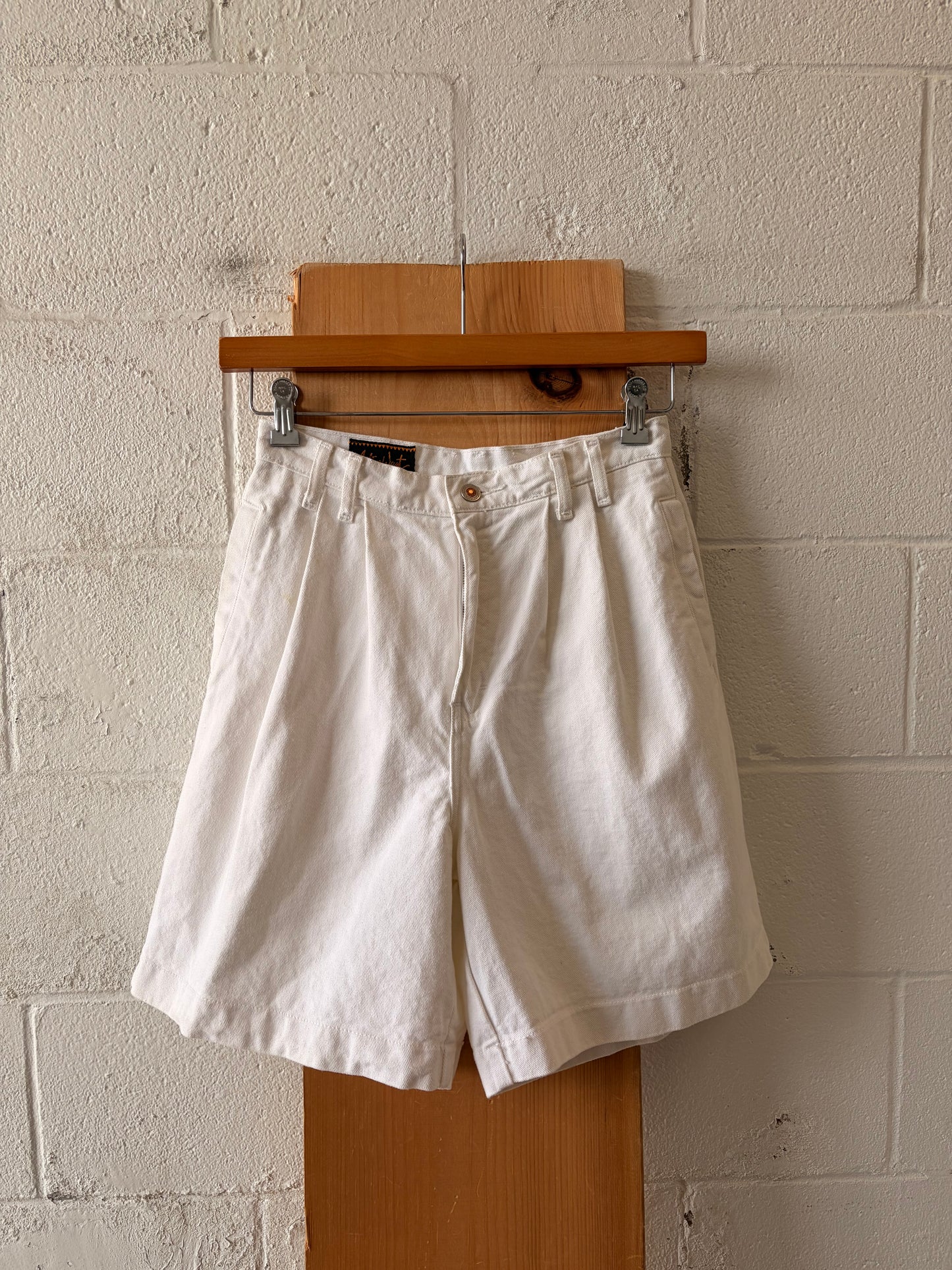 Vtg White High Waisted Shorts : 10