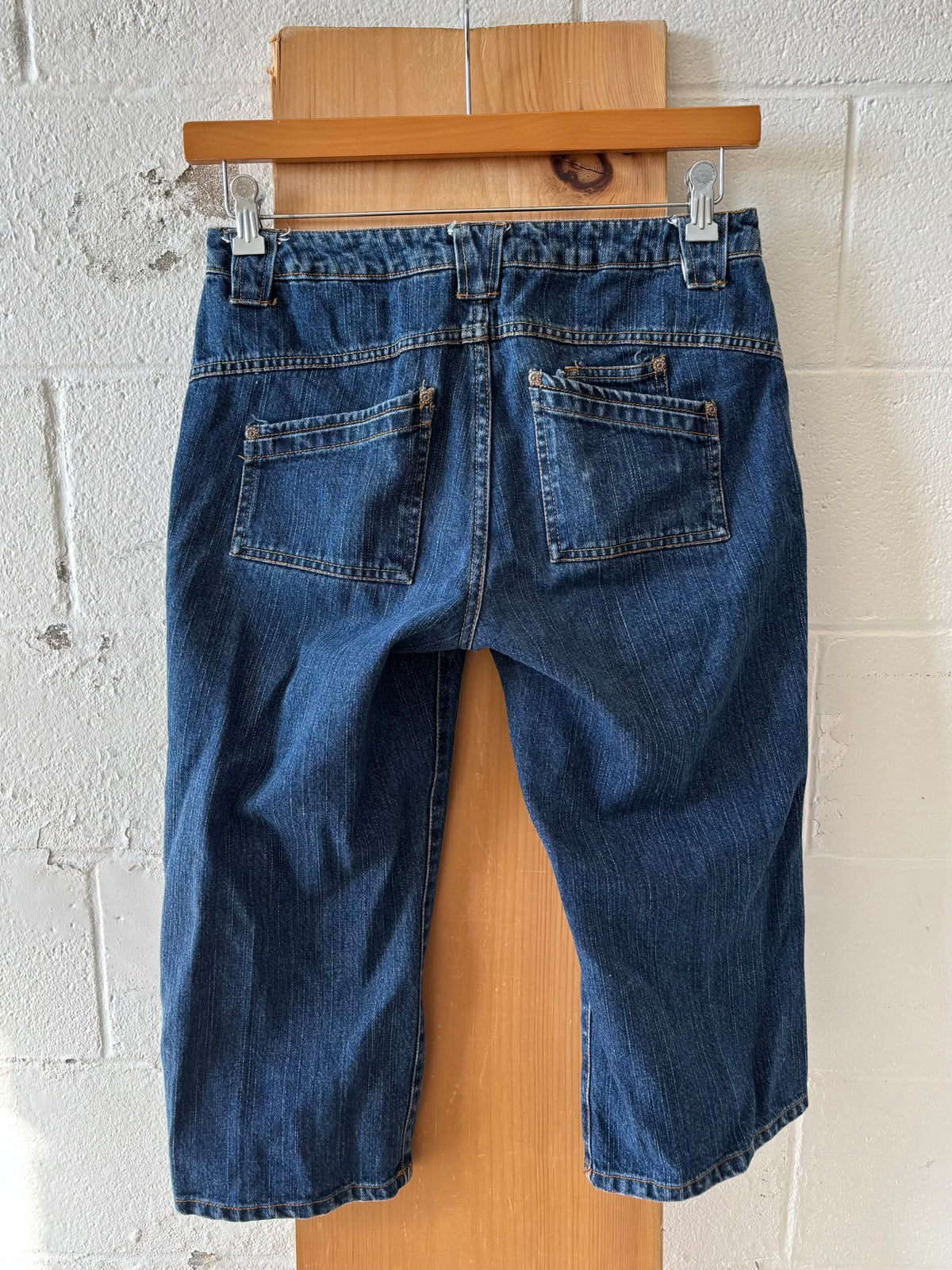 Dark Wash Denim Capris : 6
