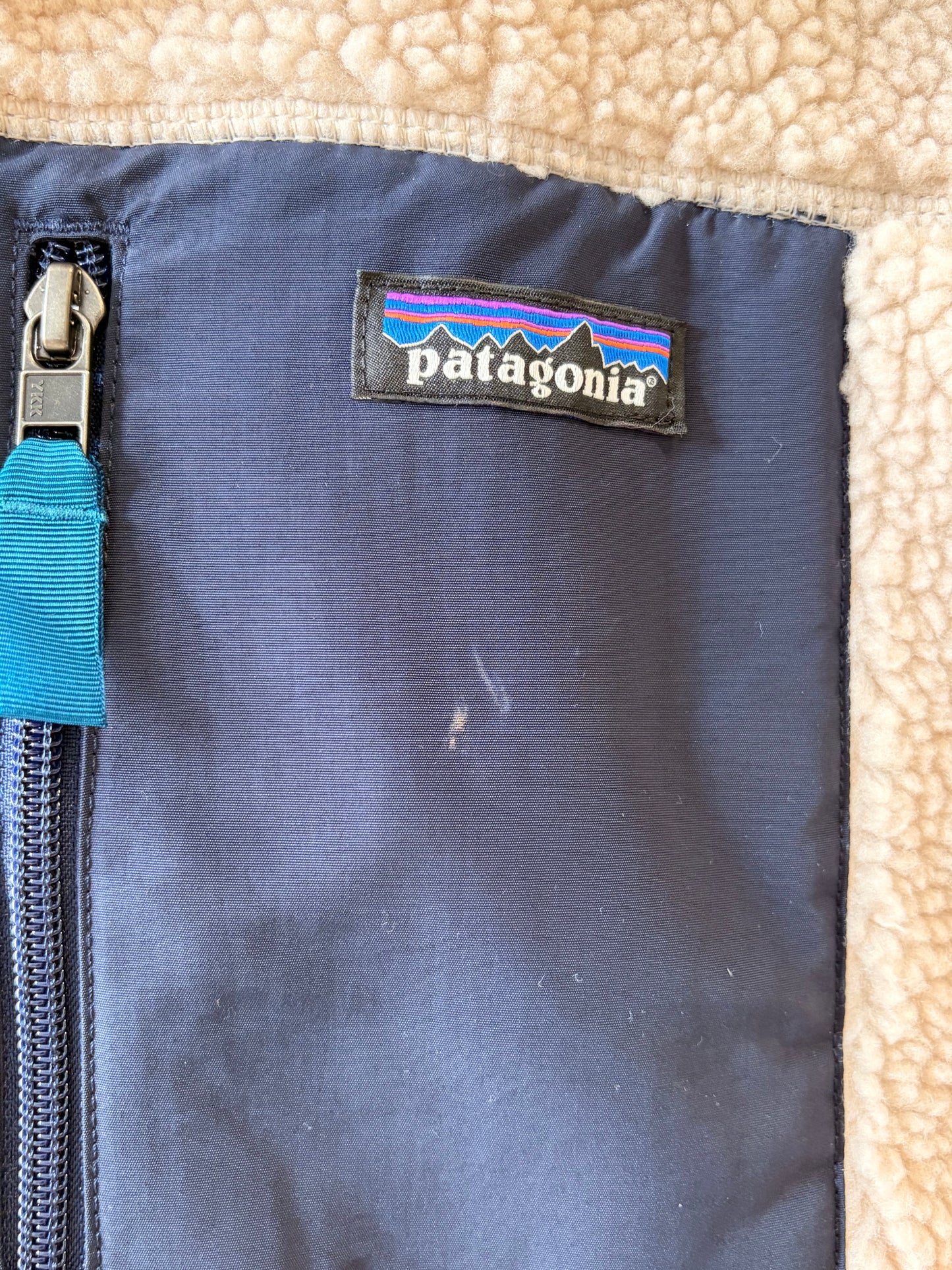 NWT Patagonia Sherpa Vest : L