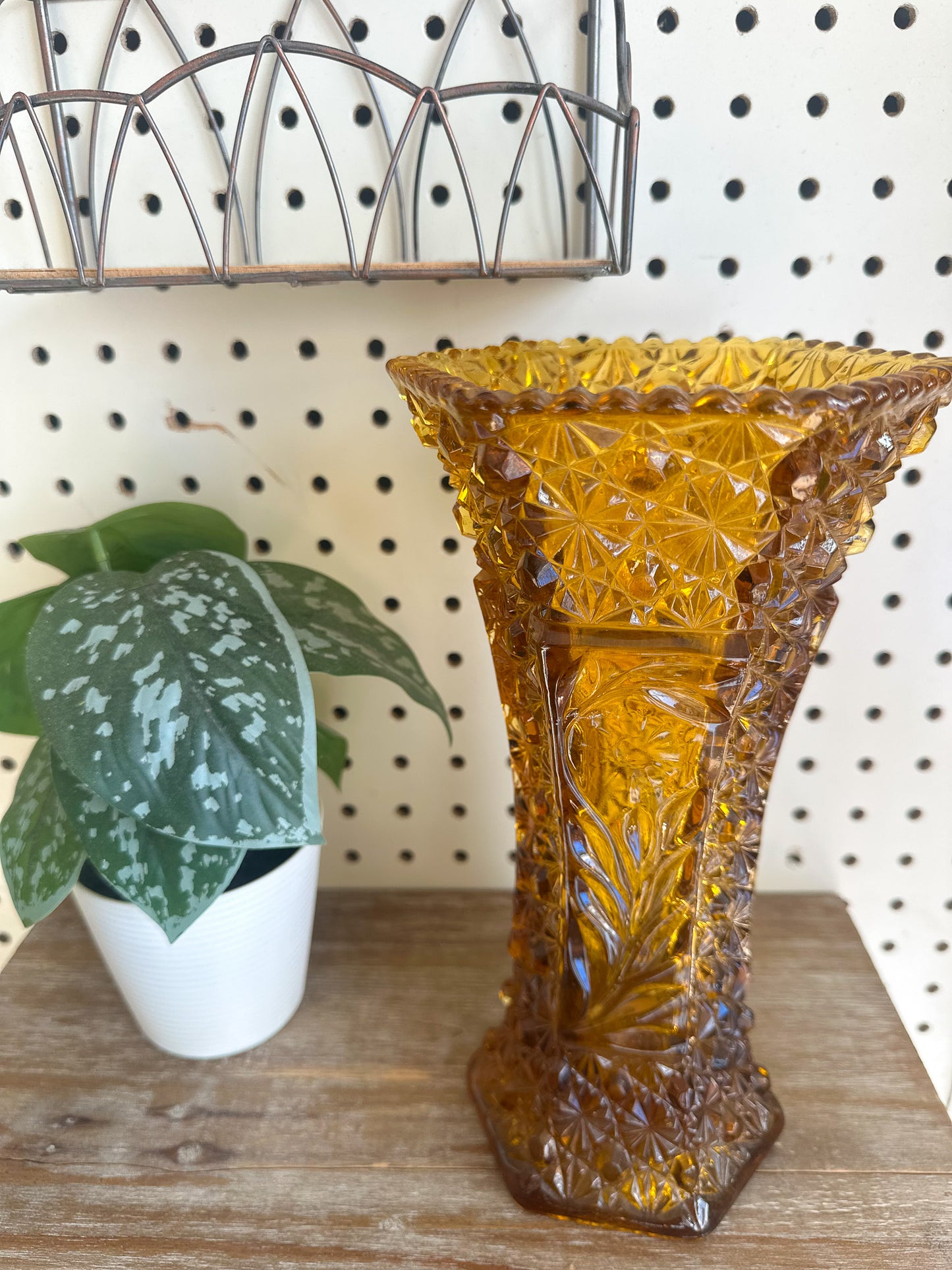 Vtg Large Amber Vase (Local Pick Up Only)