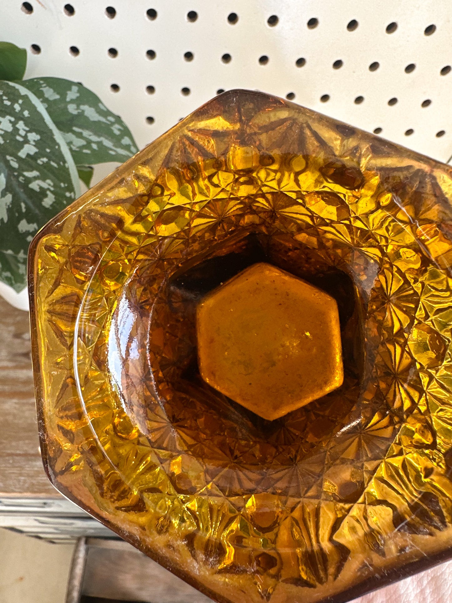 Vtg Large Amber Vase (Local Pick Up Only)