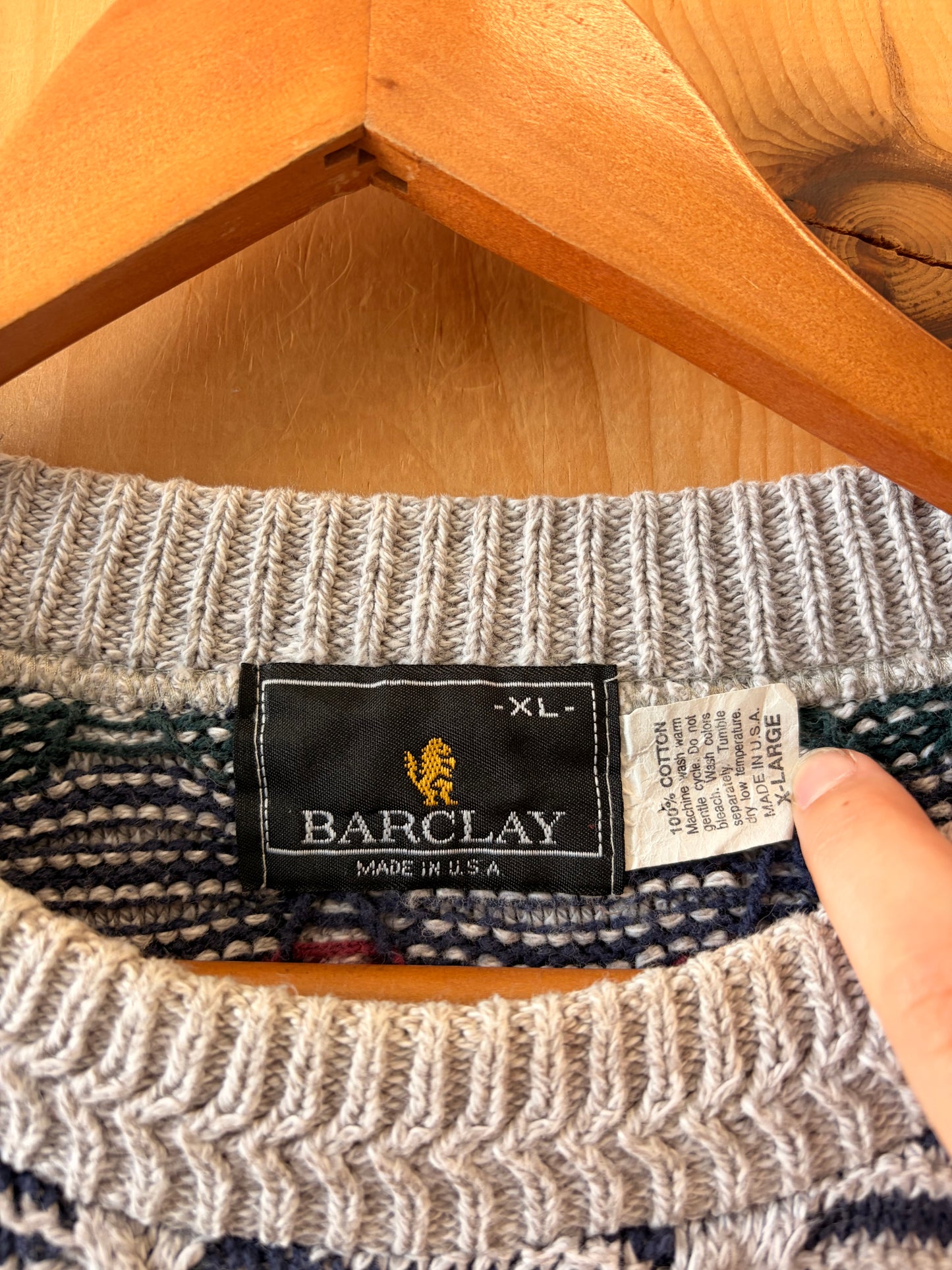 Vtg Pattered Knit Barclay Sweater : XL