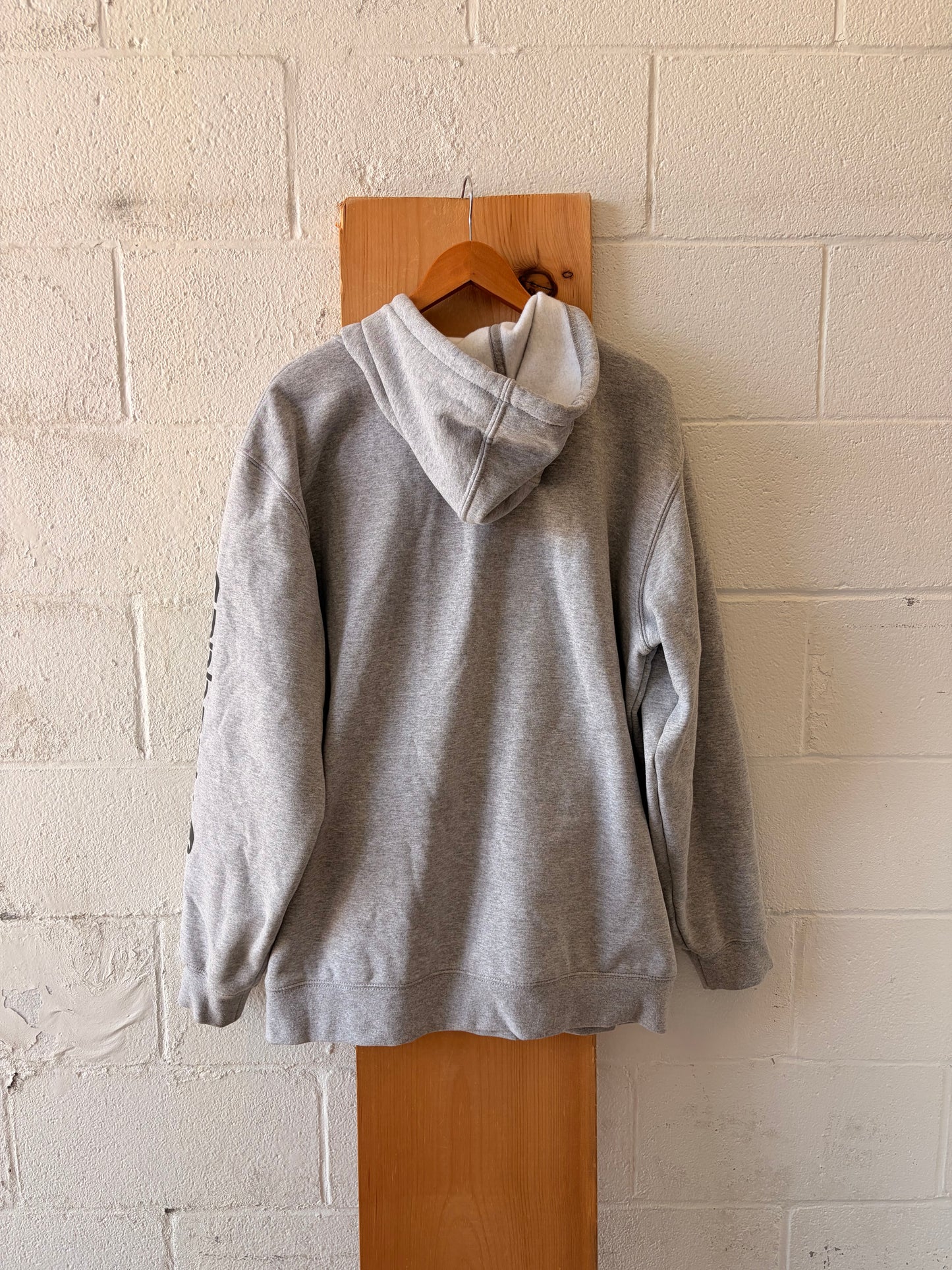 Gray Carhartt Hoodie : XL