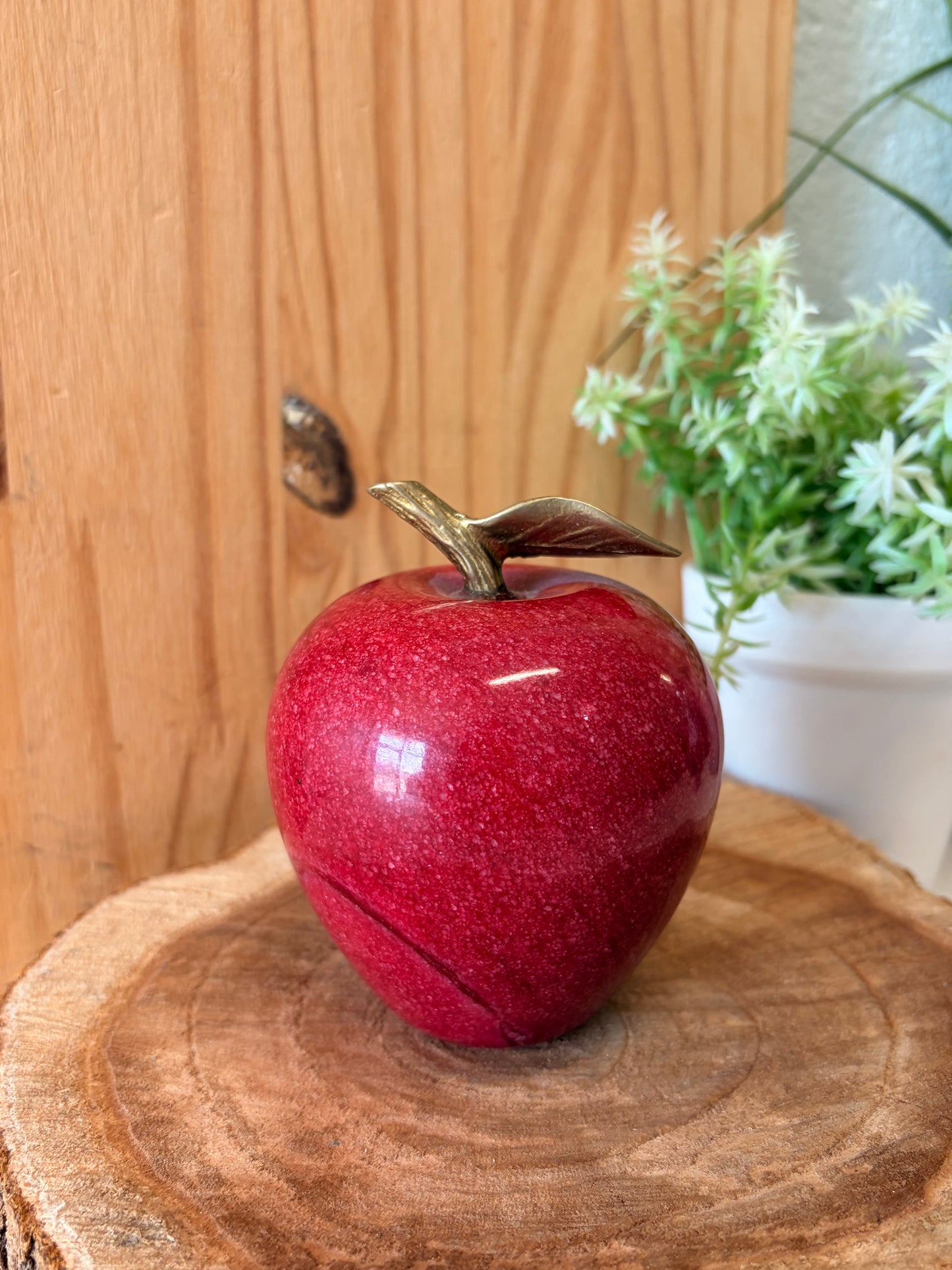 Vtg Apple Paperweight (Local Pick Up Only)