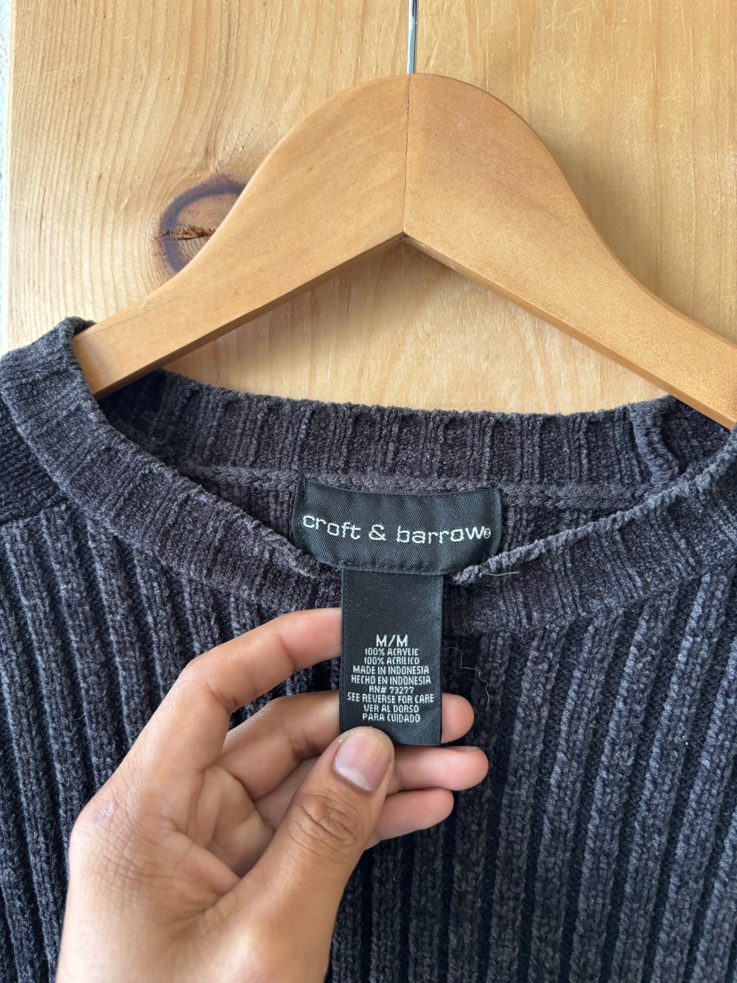 Soft Black Sweater : M