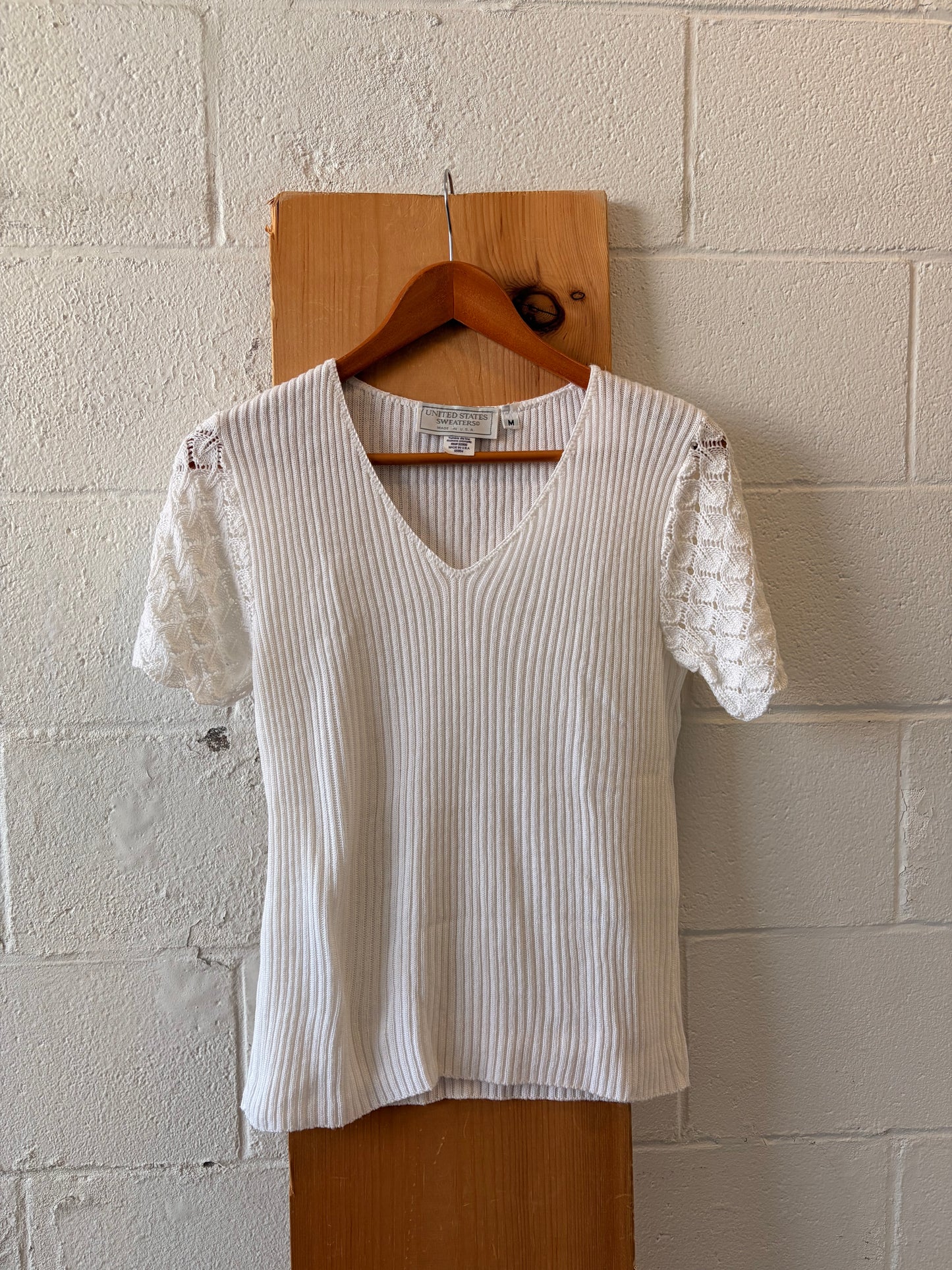 White Knit Crochet Sleeve Top : M