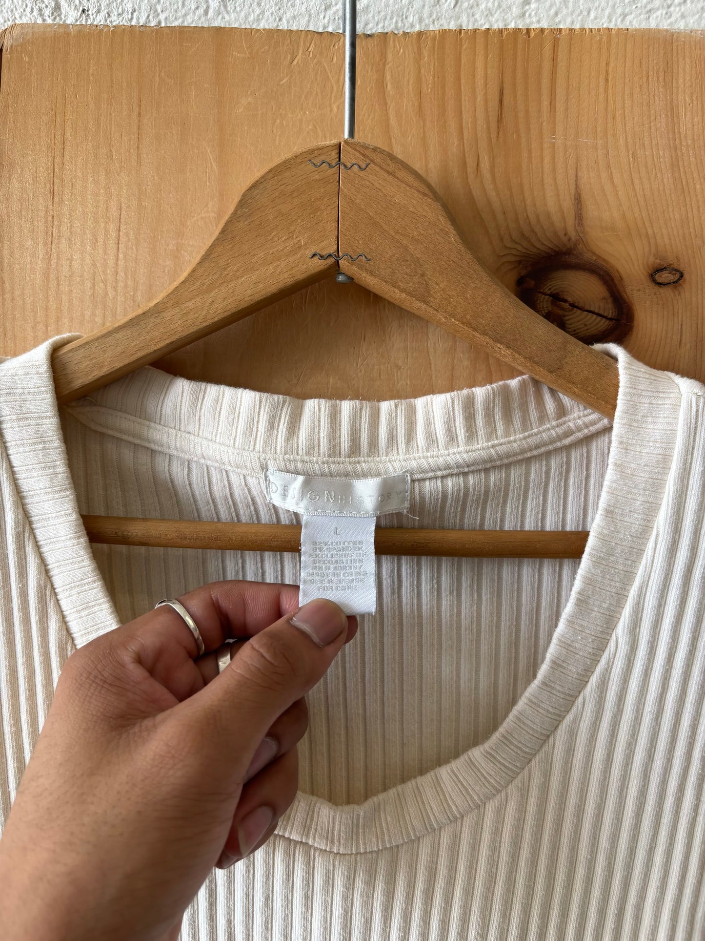 Ribbed White Top : L