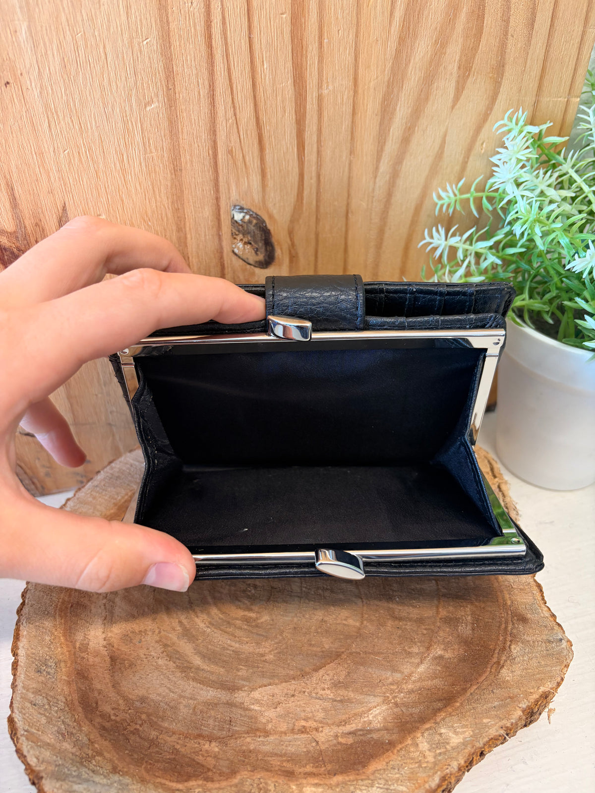 Black & Silver Tone Mundi Leather Wallet