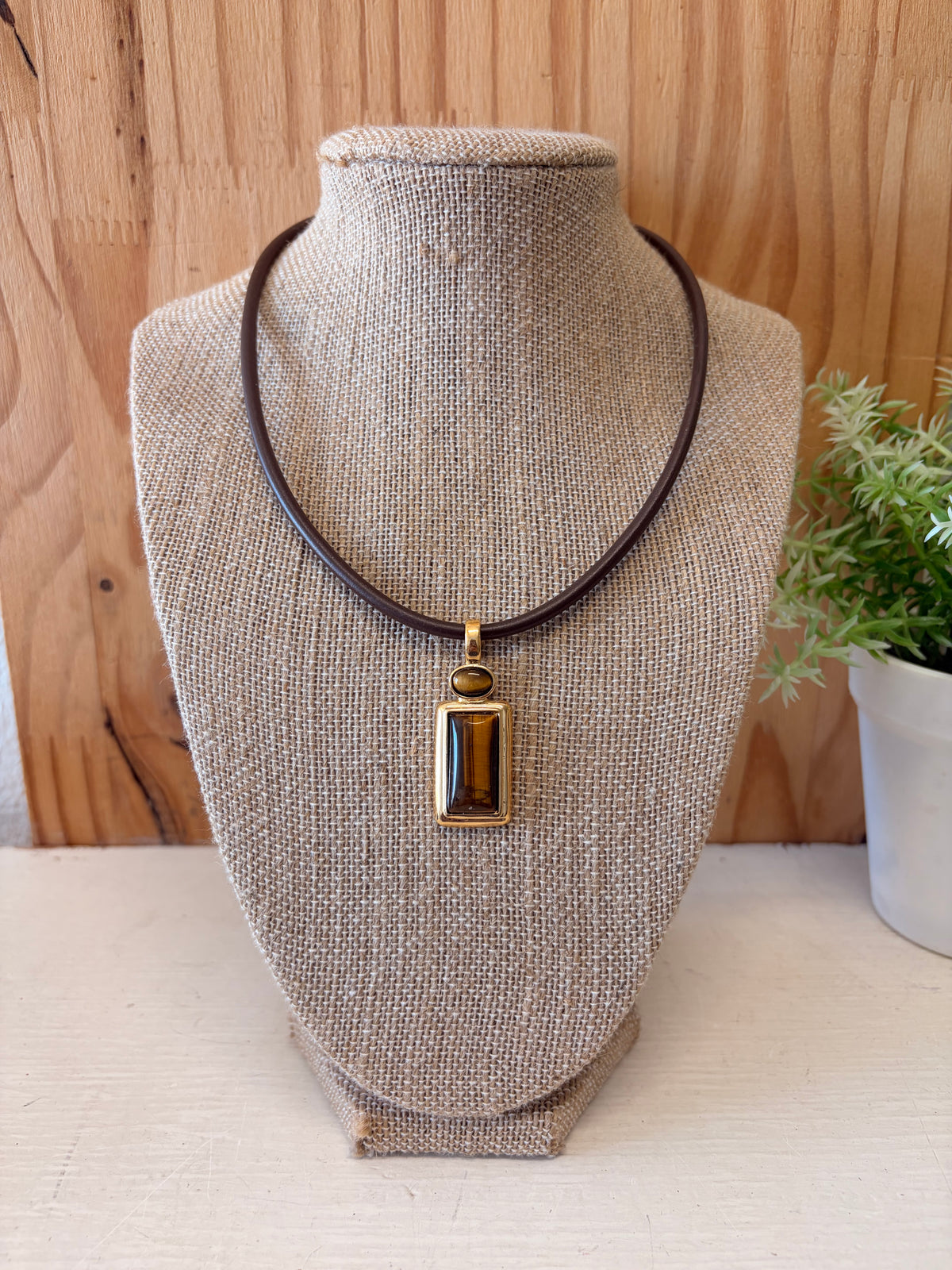 Golden Amber Tone Choker Necklace